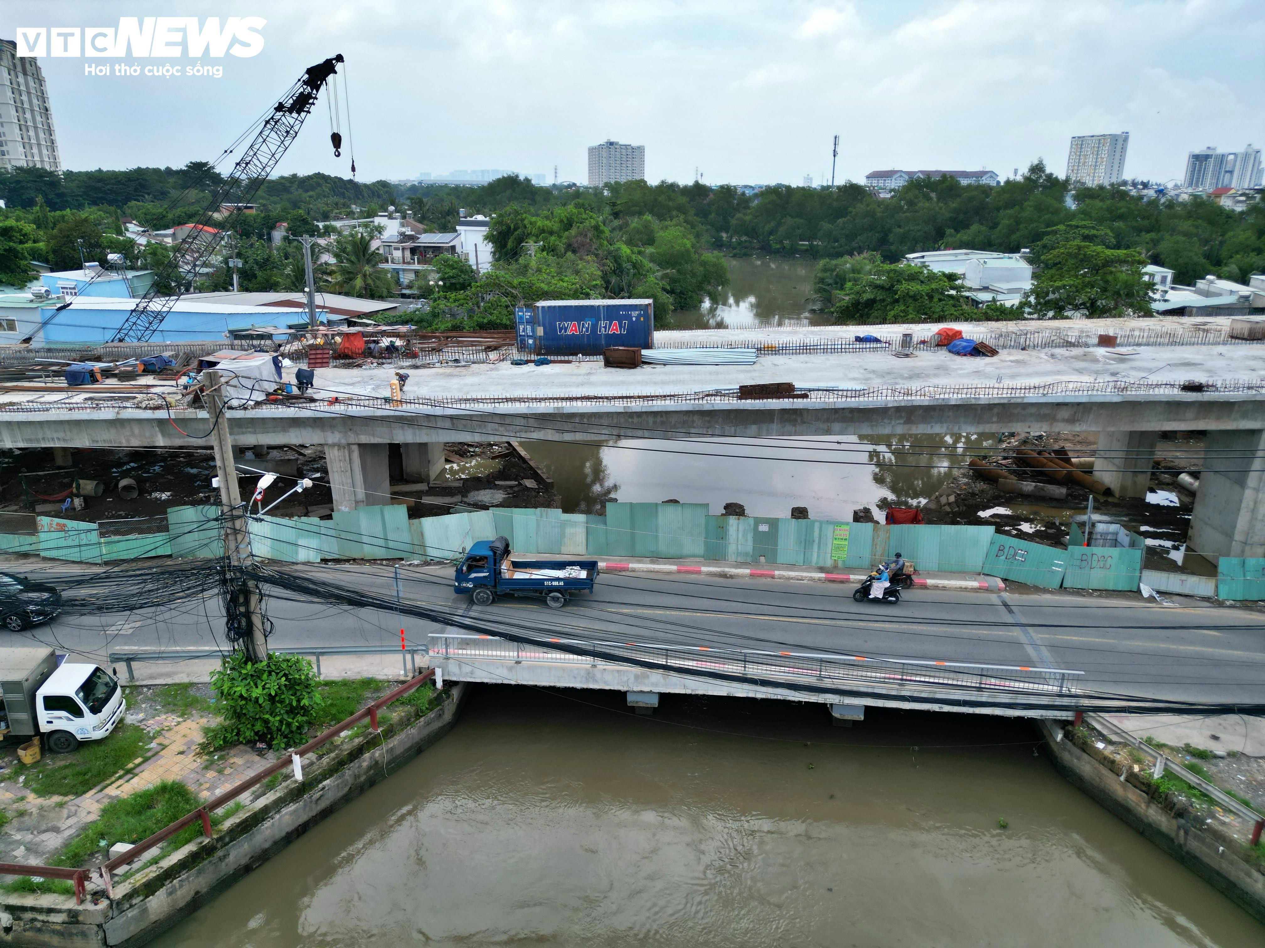 Tăng tốc thi công cầu huyết mạch hơn 900 tỷ đồng phía Đông TP.HCM - 11