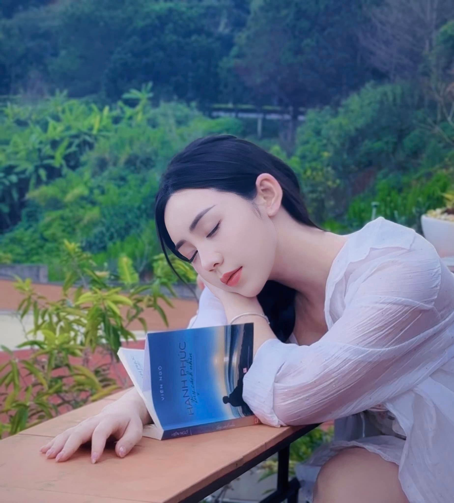 Sao Việt 30/6: Nhã Phương đòi 'cưới lại', Bằng Kiều tình tứ bên vợ mới - 9