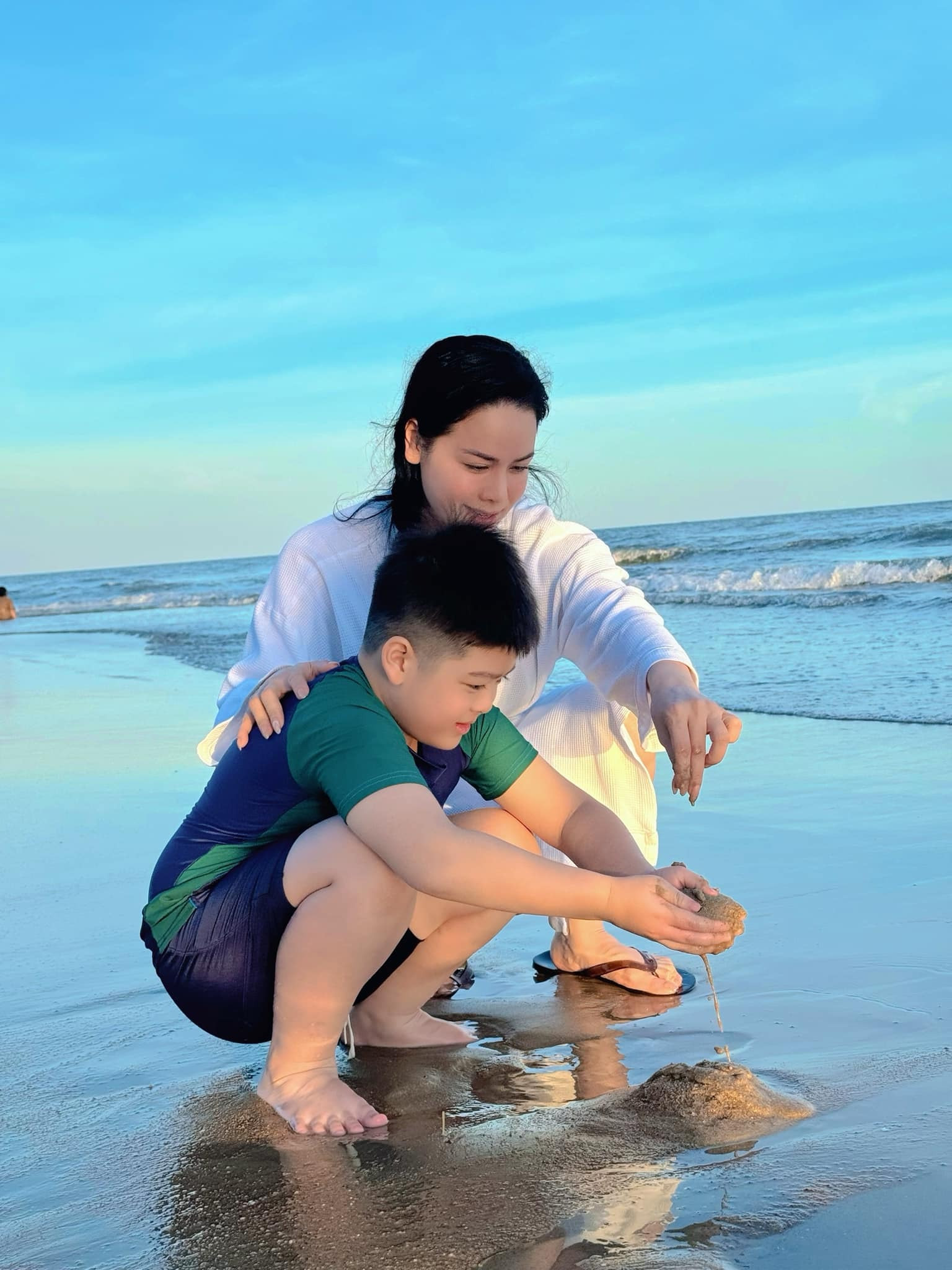 Sao Việt 4/7: Mỹ Tâm ngày càng trẻ, Ốc Thanh Vân hạnh phúc được chồng cưng chiều - 4