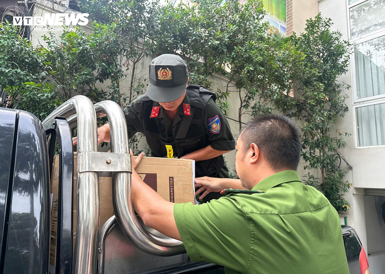 Khám xét nhà bà Nguyễn Thị Như Loan, CEO Quốc Cường Gia Lai - 12