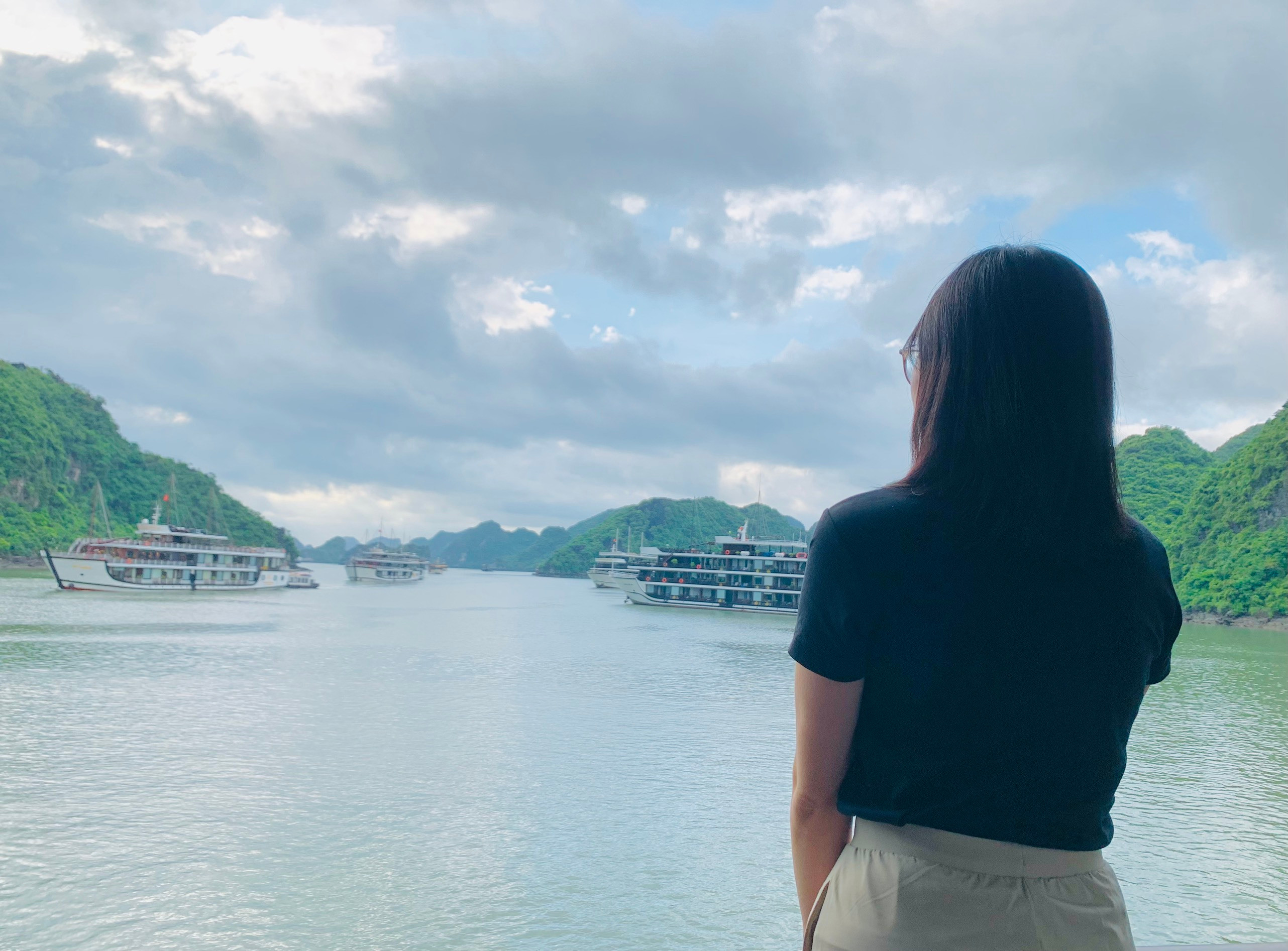 Ngọc Mai mắc hội chứng sợ tương tác mạng xã hội từ hai năm nay.