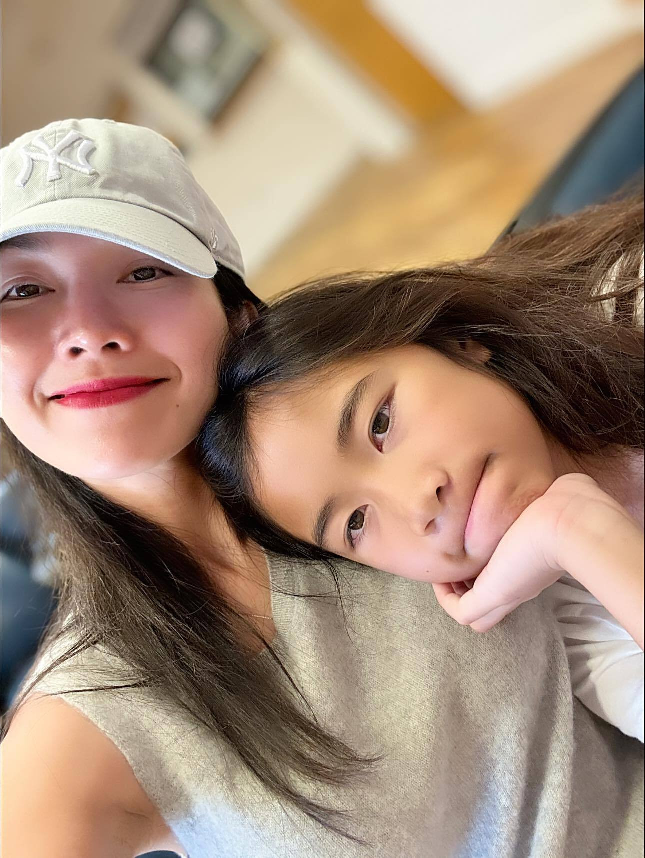 Sao Việt 23/7: NSND Tự Long làm thơ tặng con trai, Hương Giang nói về sự tử tế - 13