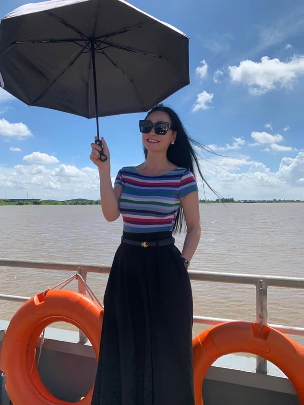 Sao Việt 23/7: NSND Tự Long làm thơ tặng con trai, Hương Giang nói về sự tử tế - 11