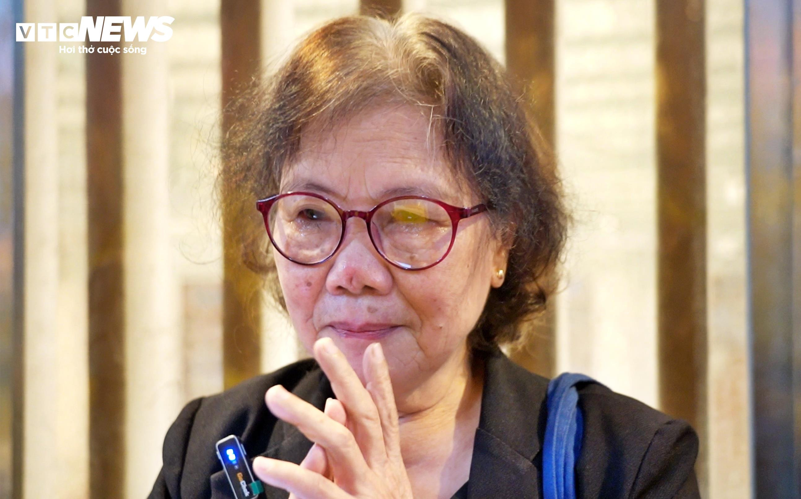 Người dân TP.HCM bật khóc trước di ảnh của Tổng Bí thư Nguyễn Phú Trọng - 4