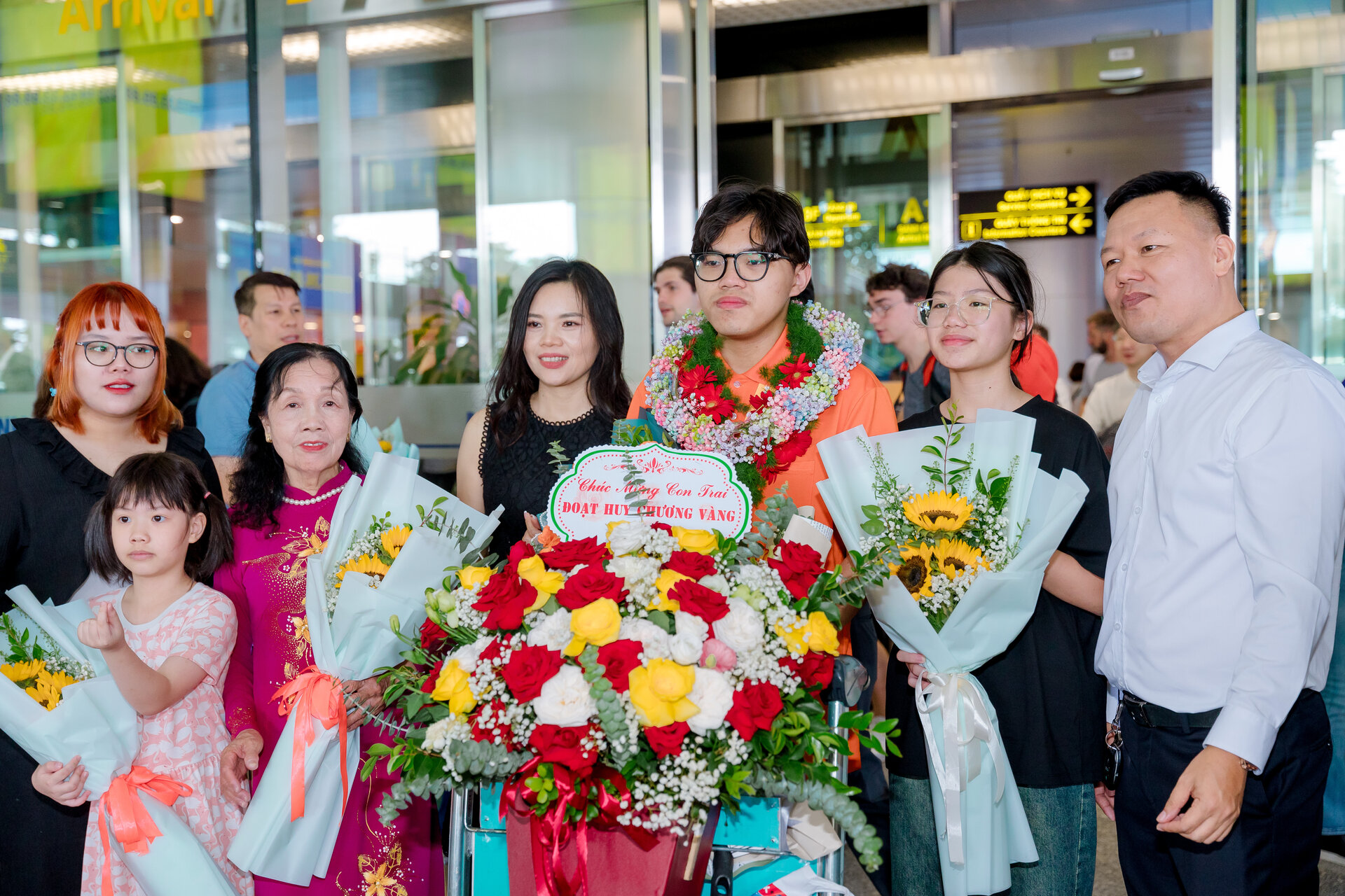 Nam sinh lớp 12 lập cú đúp huy chương Olympic Sinh học quốc tế - 4