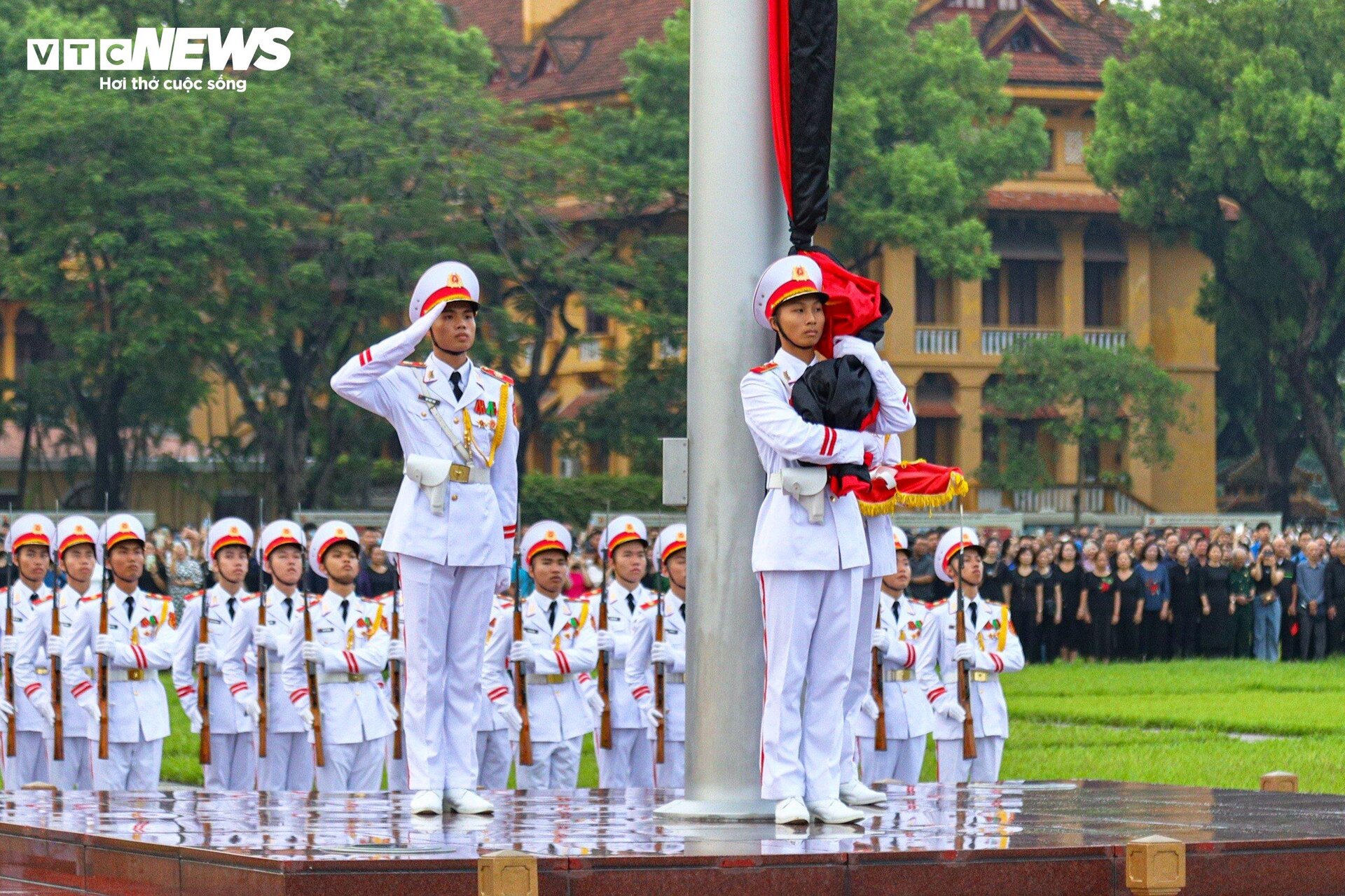 Lễ thượng cờ rủ Quốc tang Tổng Bí thư Nguyễn Phú Trọng - 8