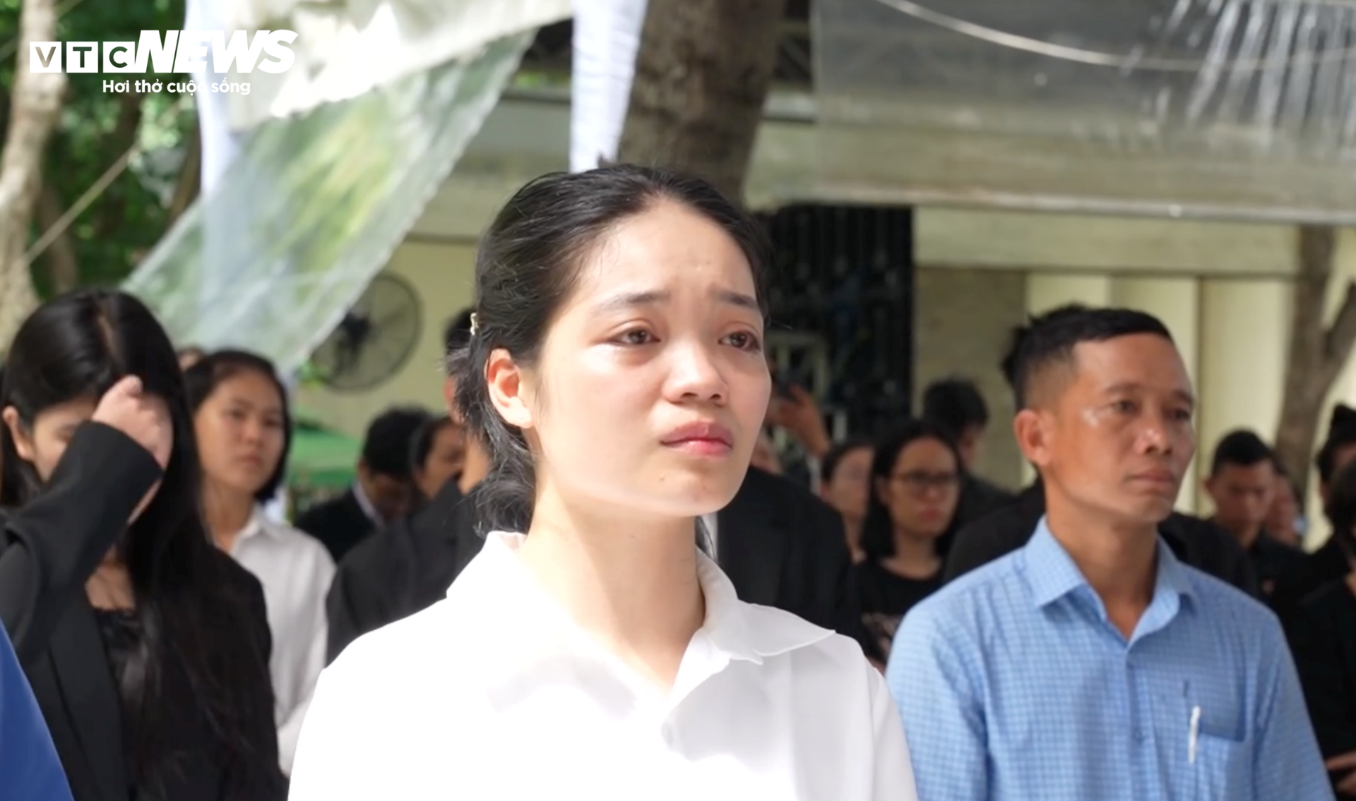 Bật khóc theo dõi Lễ truy điệu Tổng Bí thư Nguyễn Phú Trọng tại TP.HCM - 9