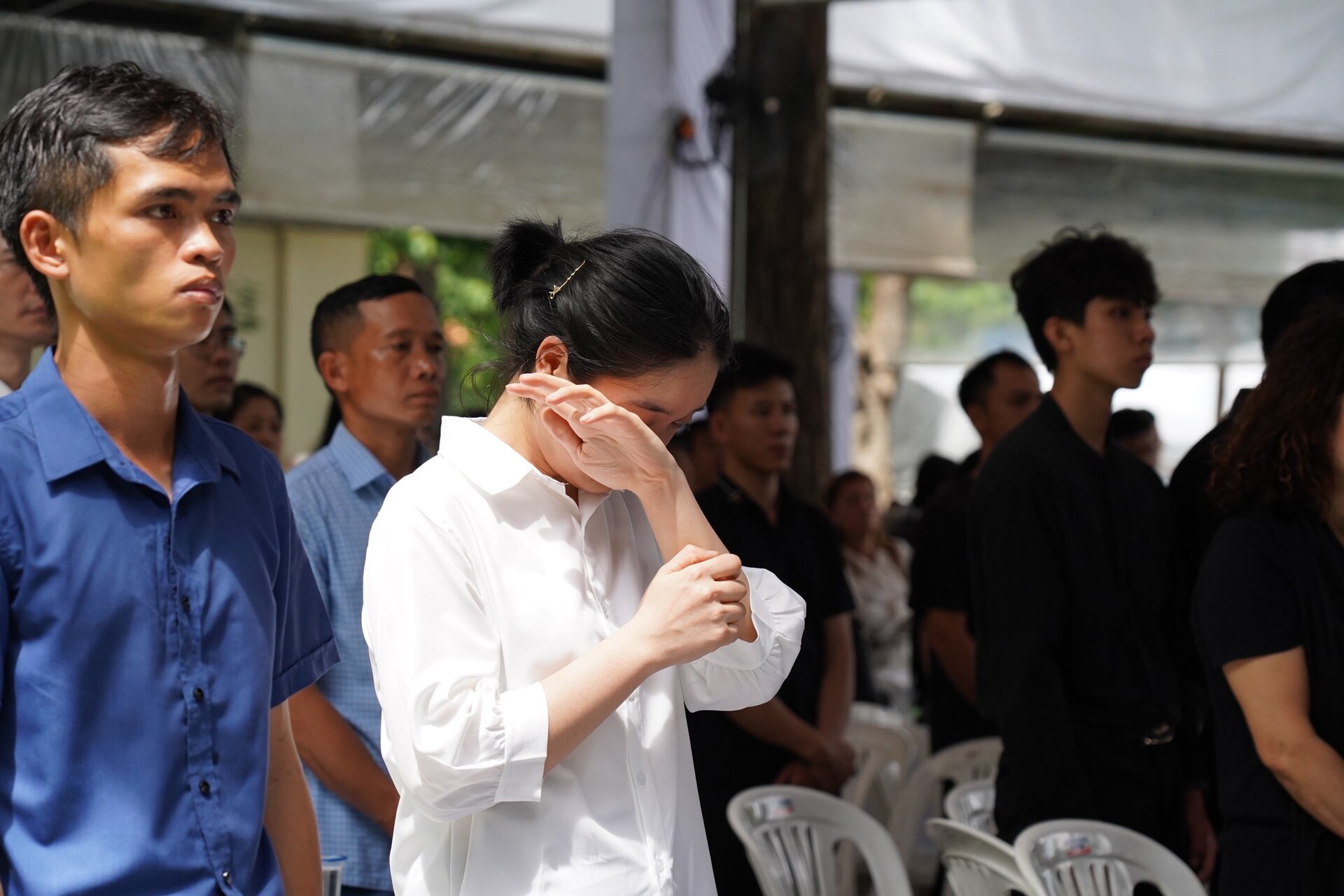 Bật khóc theo dõi Lễ truy điệu Tổng Bí thư Nguyễn Phú Trọng tại TP.HCM - 7