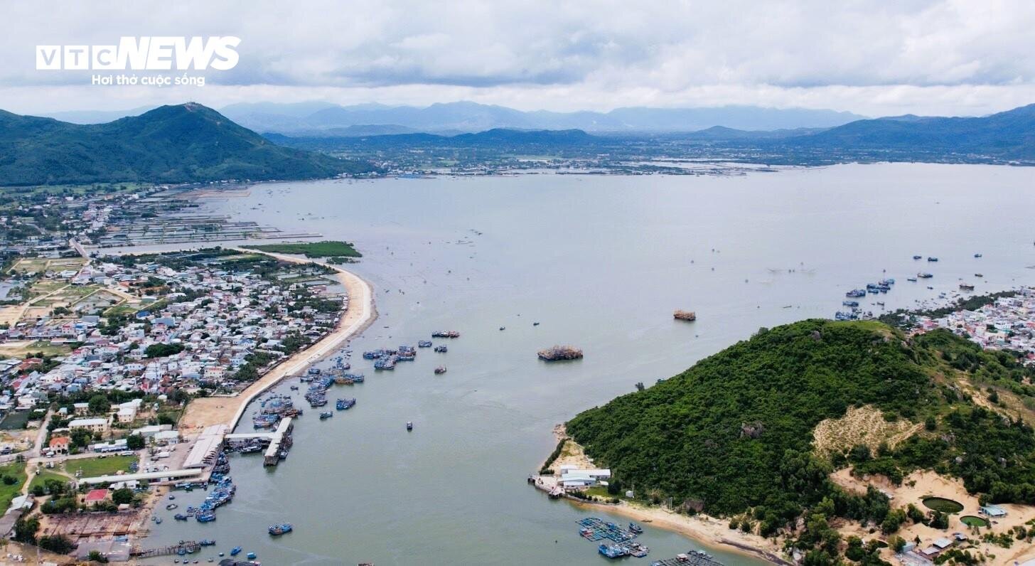 Bình Định làm gì với quỹ đất ven biển 2.200 ha? - 10