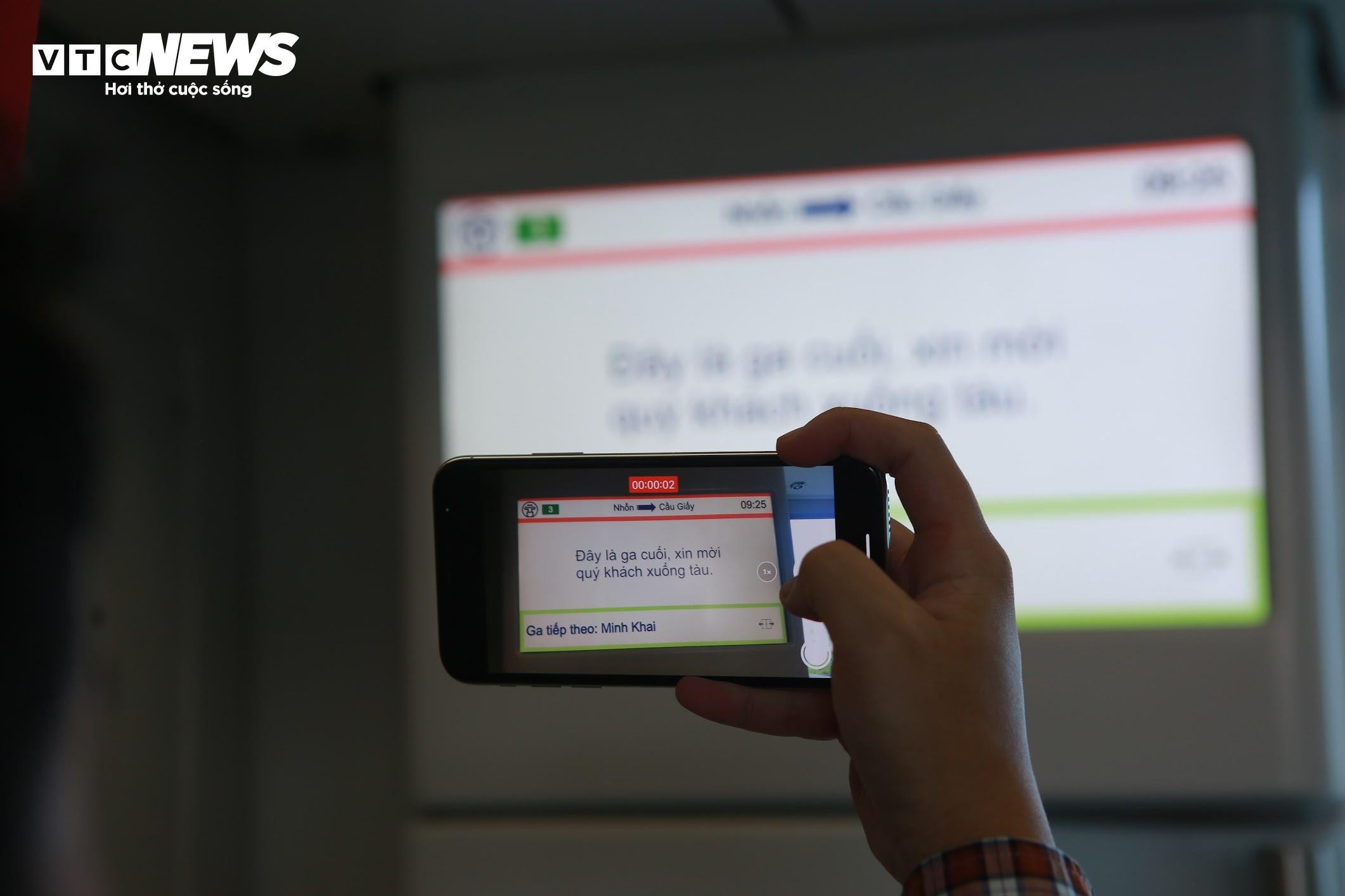 Trải nghiệm tàu metro Nhổn - Ga Hà Nội trước ngày chạy thương mại - 19