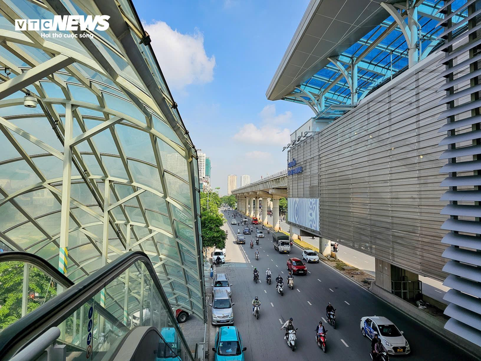 Trải nghiệm tàu metro Nhổn - Ga Hà Nội trước ngày chạy thương mại - 2