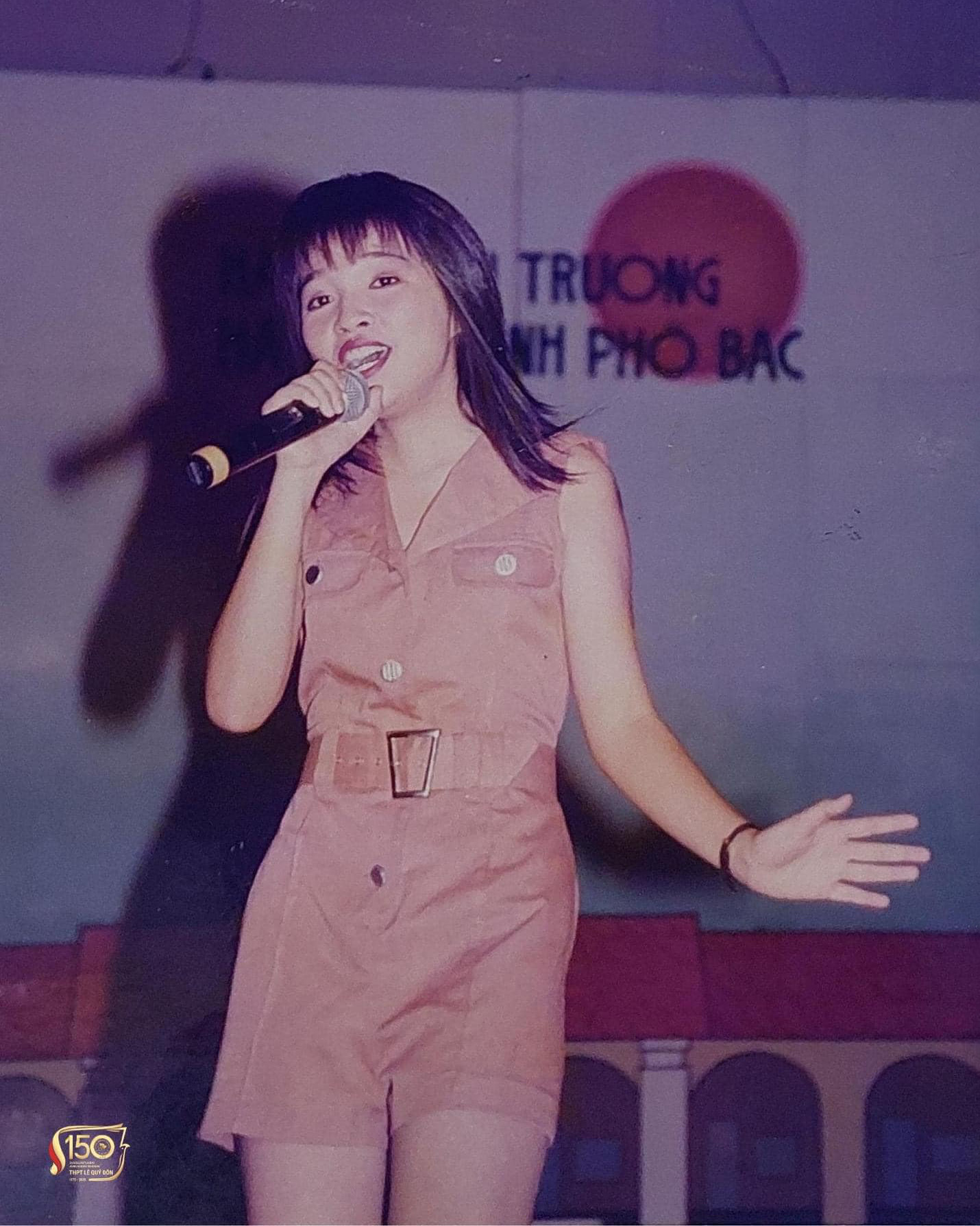 Sao Việt 10/8: Nhã Phương đẹp khác lạ, Đỗ Thị Hà ngày càng gợi cảm - 6