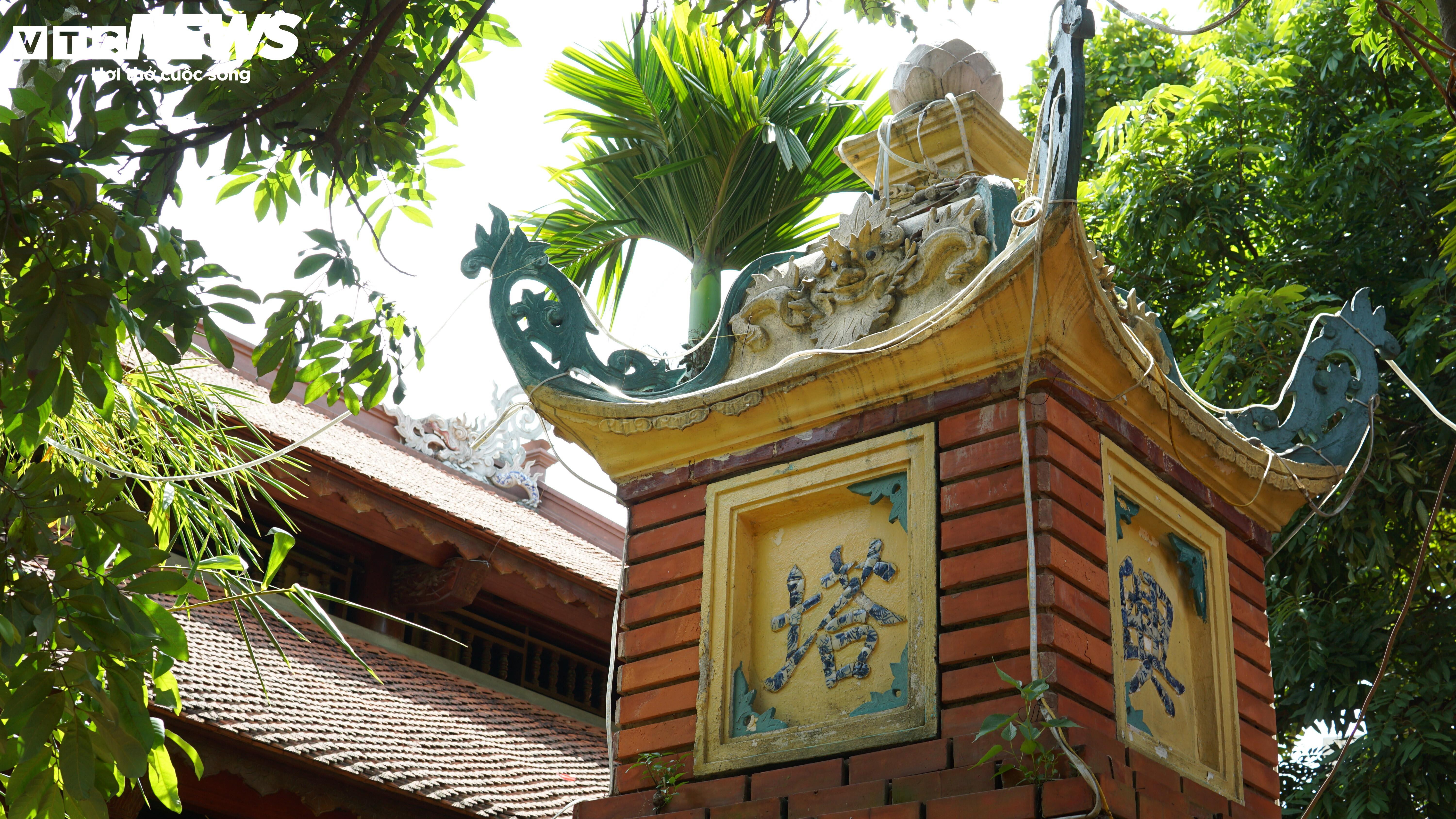 Những tháp mộ cổ nằm giữa lòng Hà Nội nhưng ít người biết đến - 12