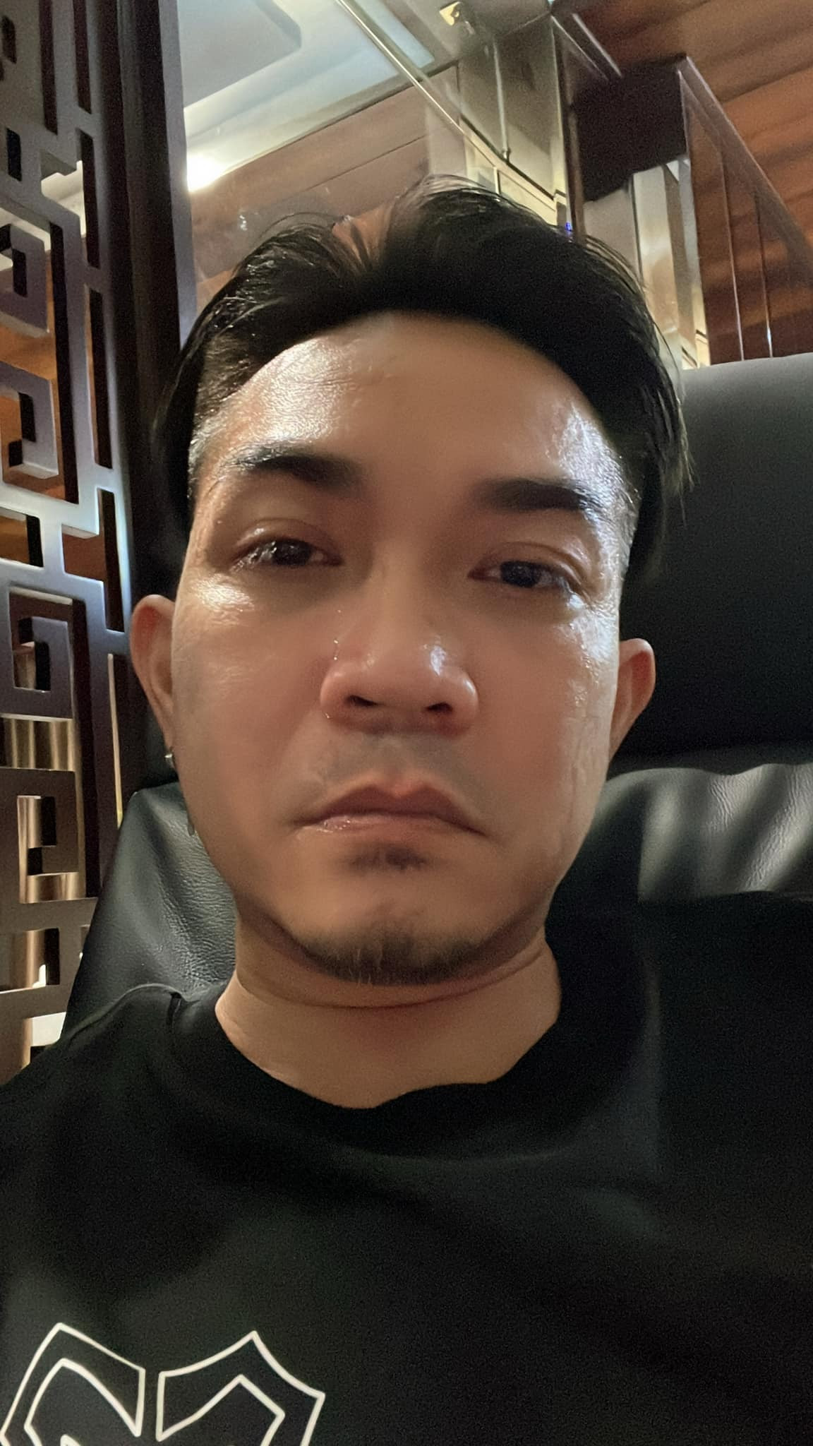 Sao Việt 11/8: Vân Dung tuyển con dâu, Chí Trung du lịch với bạn gái kém 18 tuổi - 9