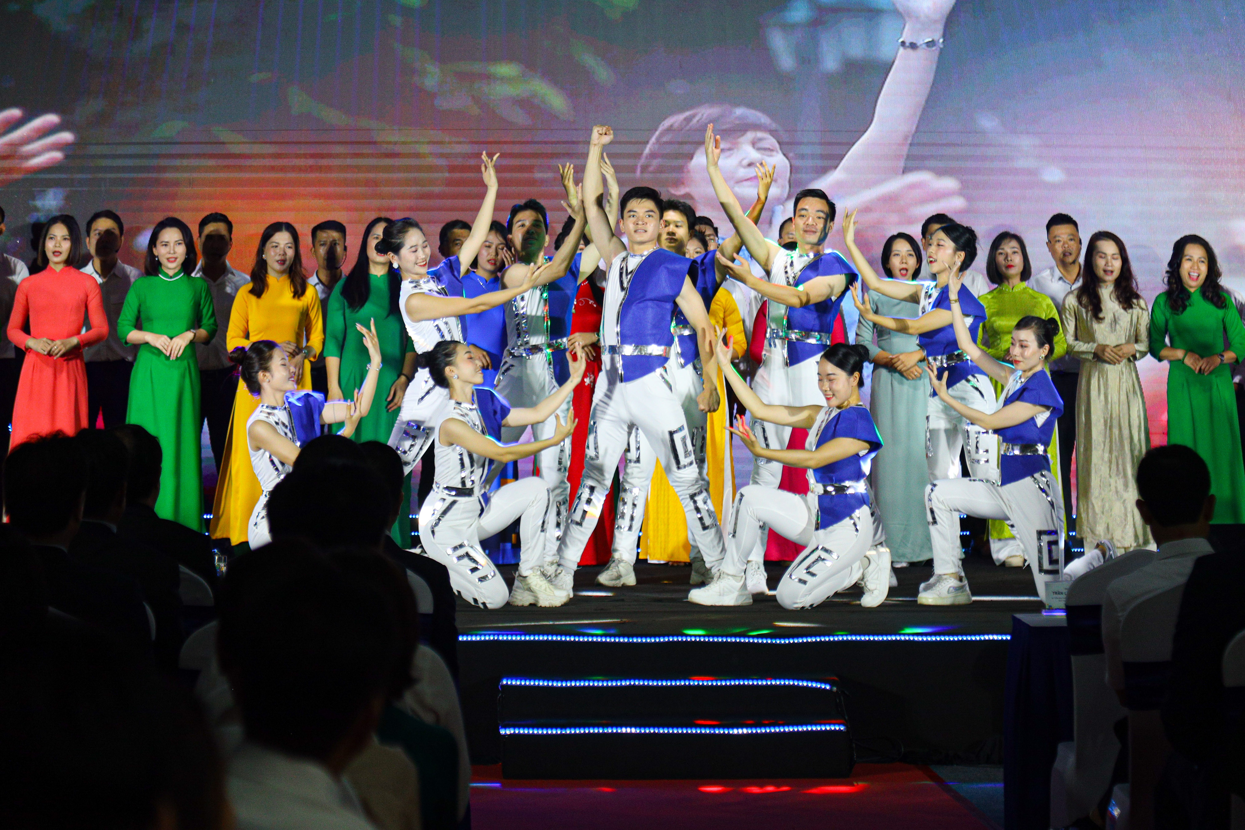 Toàn cảnh lễ kỷ niệm 20 năm thành lập Đài Truyền hình Kỹ thuật số VTC - 17