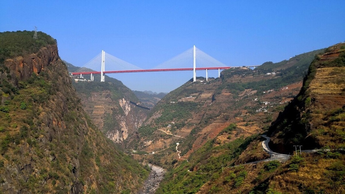 Cây cầu cao nhất thế giới ở Trung Quốc, chỉ tốn 3.500 tỷ và 3 năm xây dựng - 3