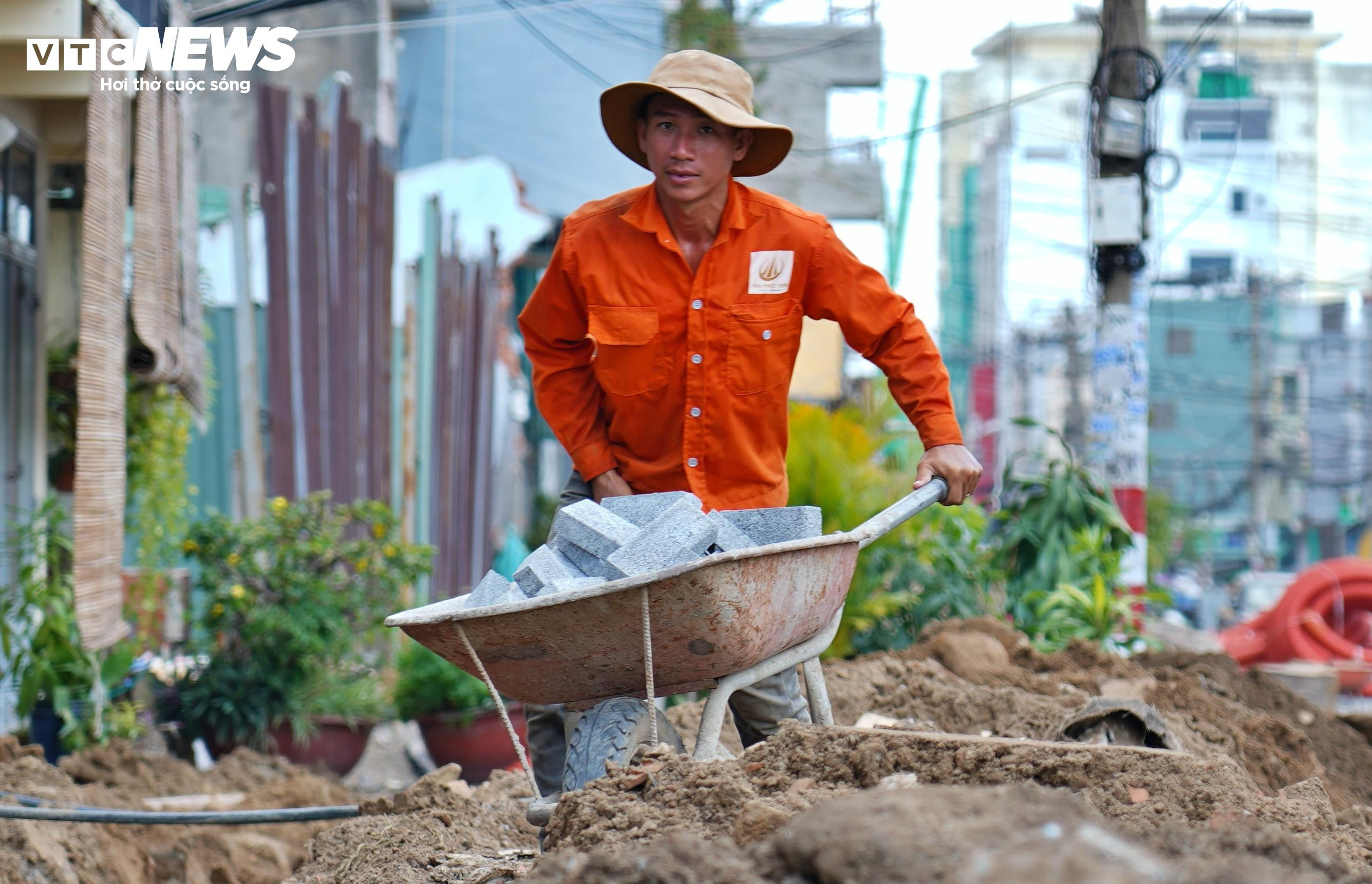 TP.HCM: Cận cảnh đường 2.300 tỷ đồng giảm tải kẹt xe ở quận Gò Vấp - 6