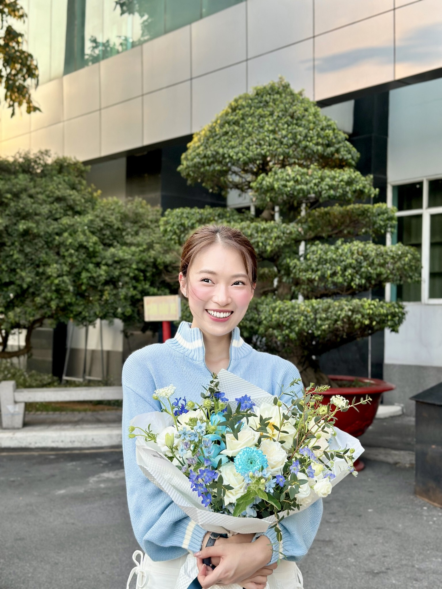 Sao Việt 22/8: Tăng Thanh Hà khoe con gái, Trịnh Kim Chi đón tuổi 53 - 13