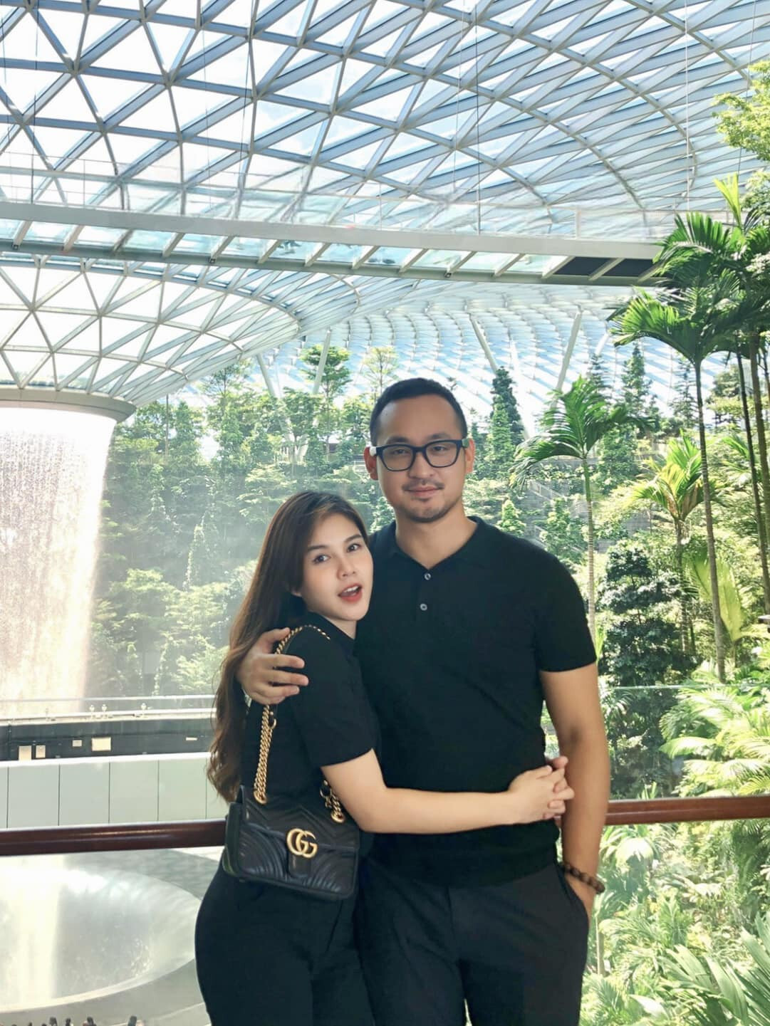 Sao Việt 24/8: Bà xã Chí Tài trẻ đẹp tuổi 65, Diễm My 9x khoe dáng nuột ở biển - 7