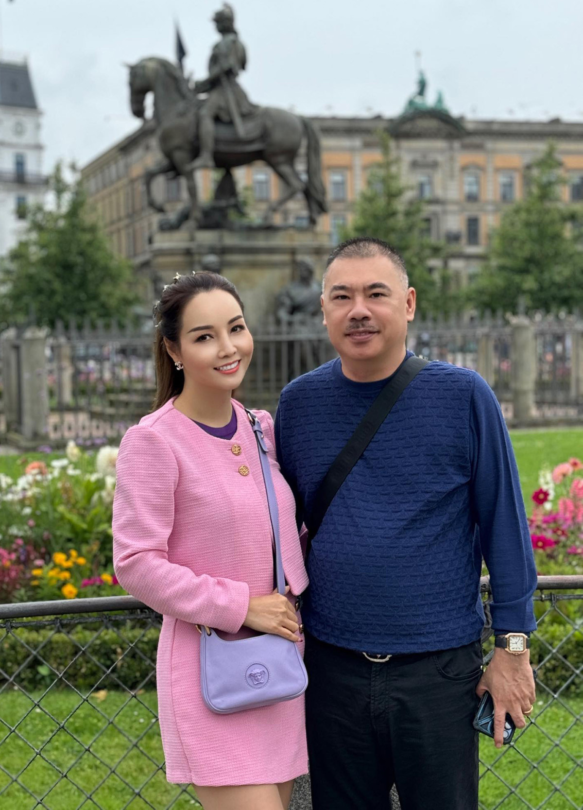 Sao Việt 26/8: Khánh Vân khoe cơ bụng, Vân Dung hé lộ thêm ảnh con trai lúc nhỏ - 10