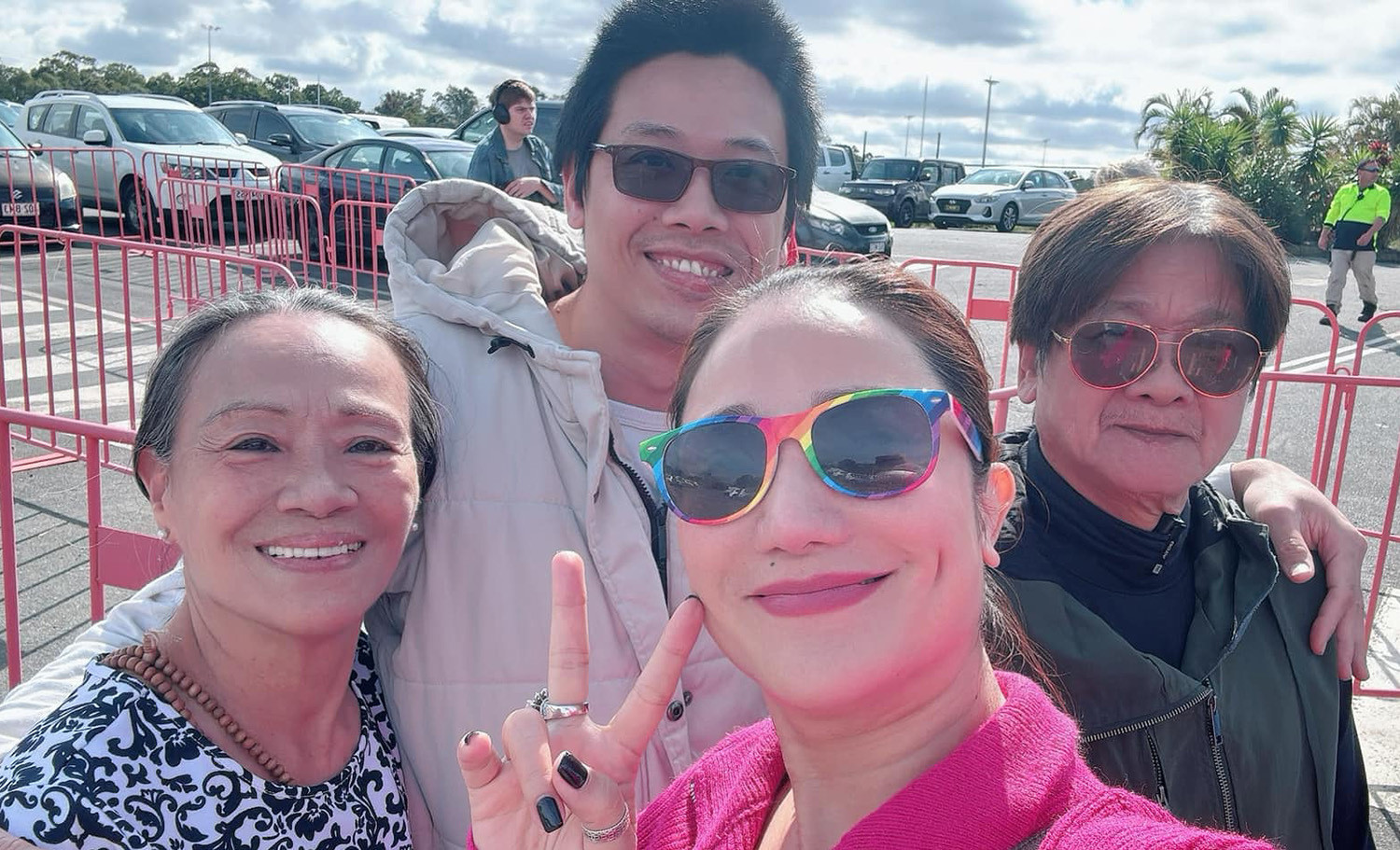 Sao Việt 26/8: Khánh Vân khoe cơ bụng, Vân Dung hé lộ thêm ảnh con trai lúc nhỏ - 15