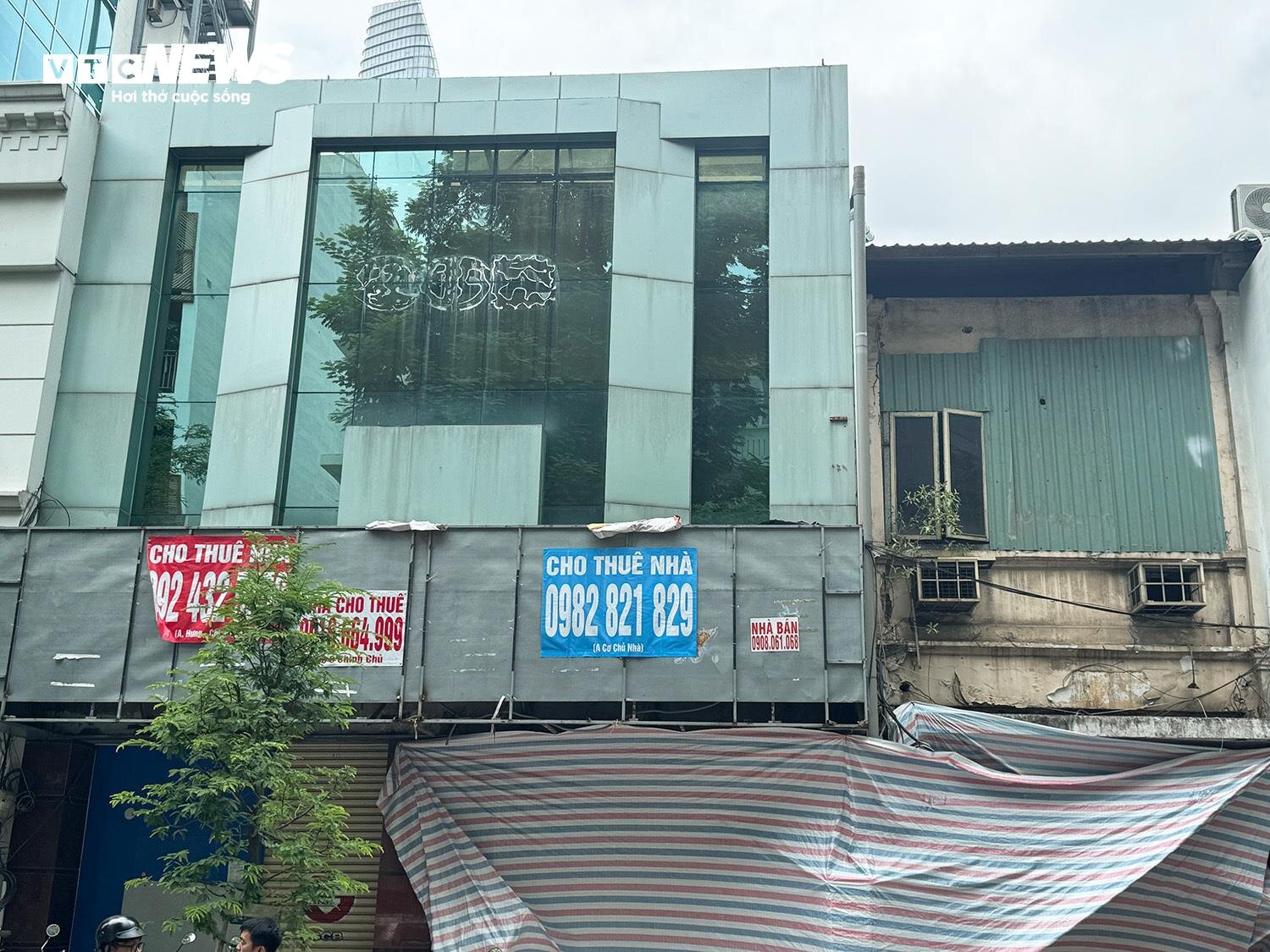 Hiện trường đổ nát sau vụ sập sàn tòa nhà tại TP.HCM - 1