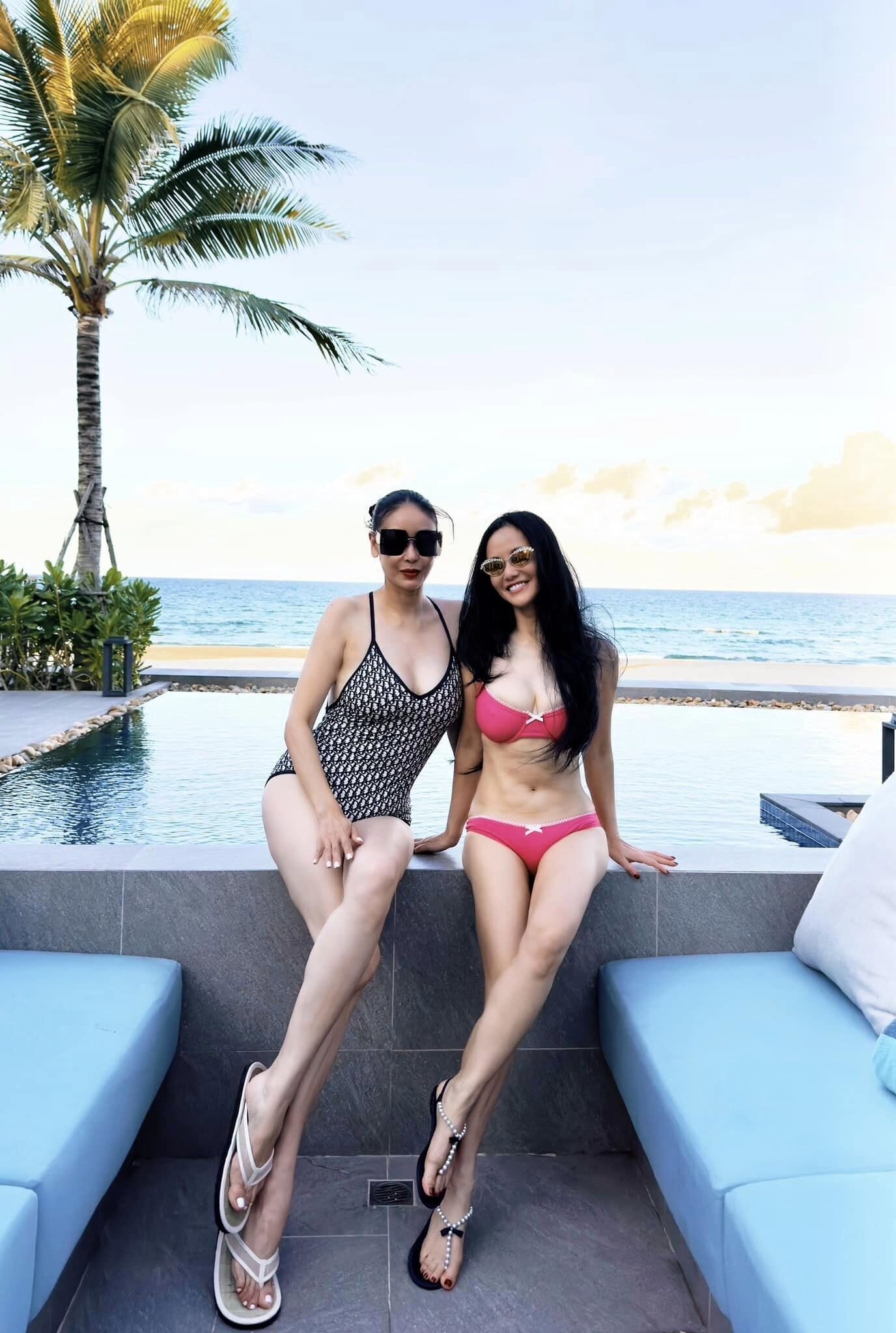 Sao Việt 1/9: Hồng Nhung diện bikini, Chi Pu khoe huy chương bạc bắn cung - 2