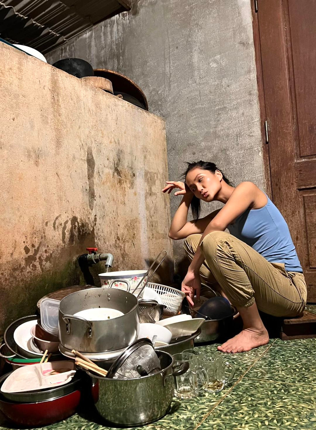 Sao Việt 3/9: Vợ chồng Trấn Thành hẹn hò, NSƯT Ngọc Quỳnh du lịch cùng bạn gái - 3