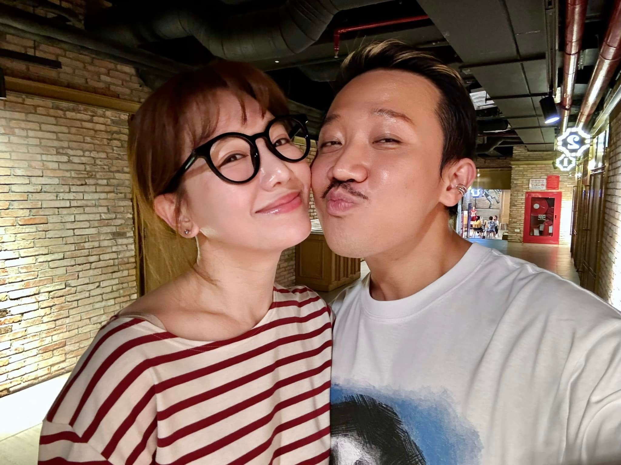 Sao Việt 3/9: Vợ chồng Trấn Thành hẹn hò, NSƯT Ngọc Quỳnh du lịch cùng bạn gái - 1