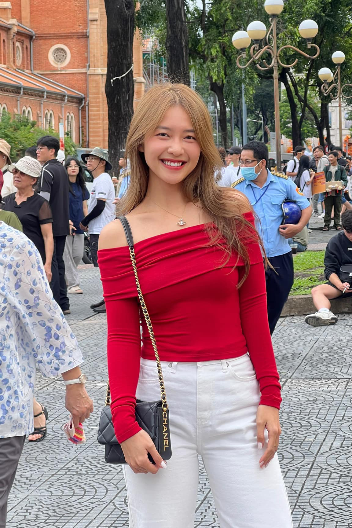 Sao Việt 3/9: Vợ chồng Trấn Thành hẹn hò, NSƯT Ngọc Quỳnh du lịch cùng bạn gái - 18