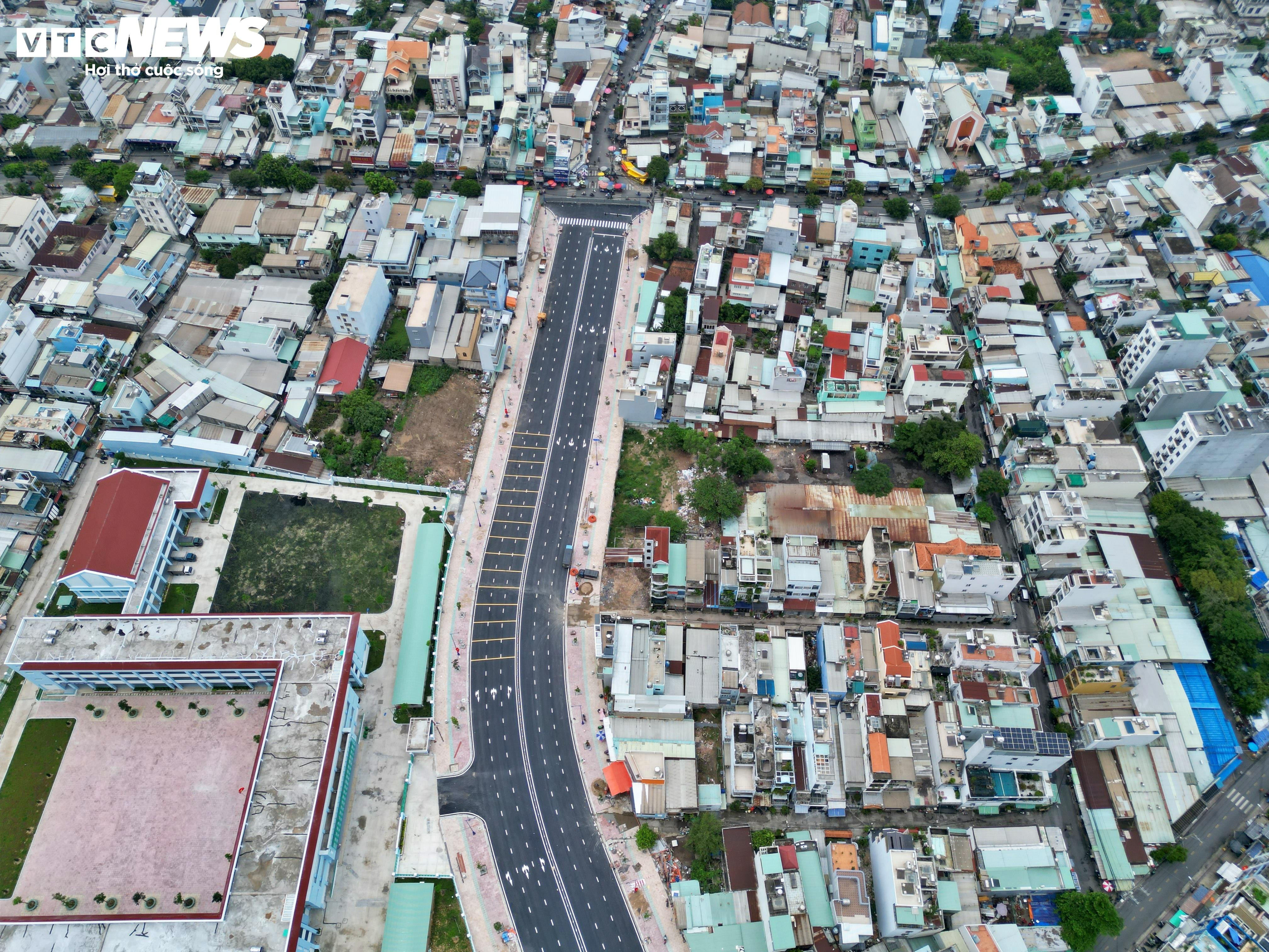 Thông xe đường Tên Lửa 400 tỷ đồng ở TP.HCM, vượt tiến độ hơn 2 tháng - 10