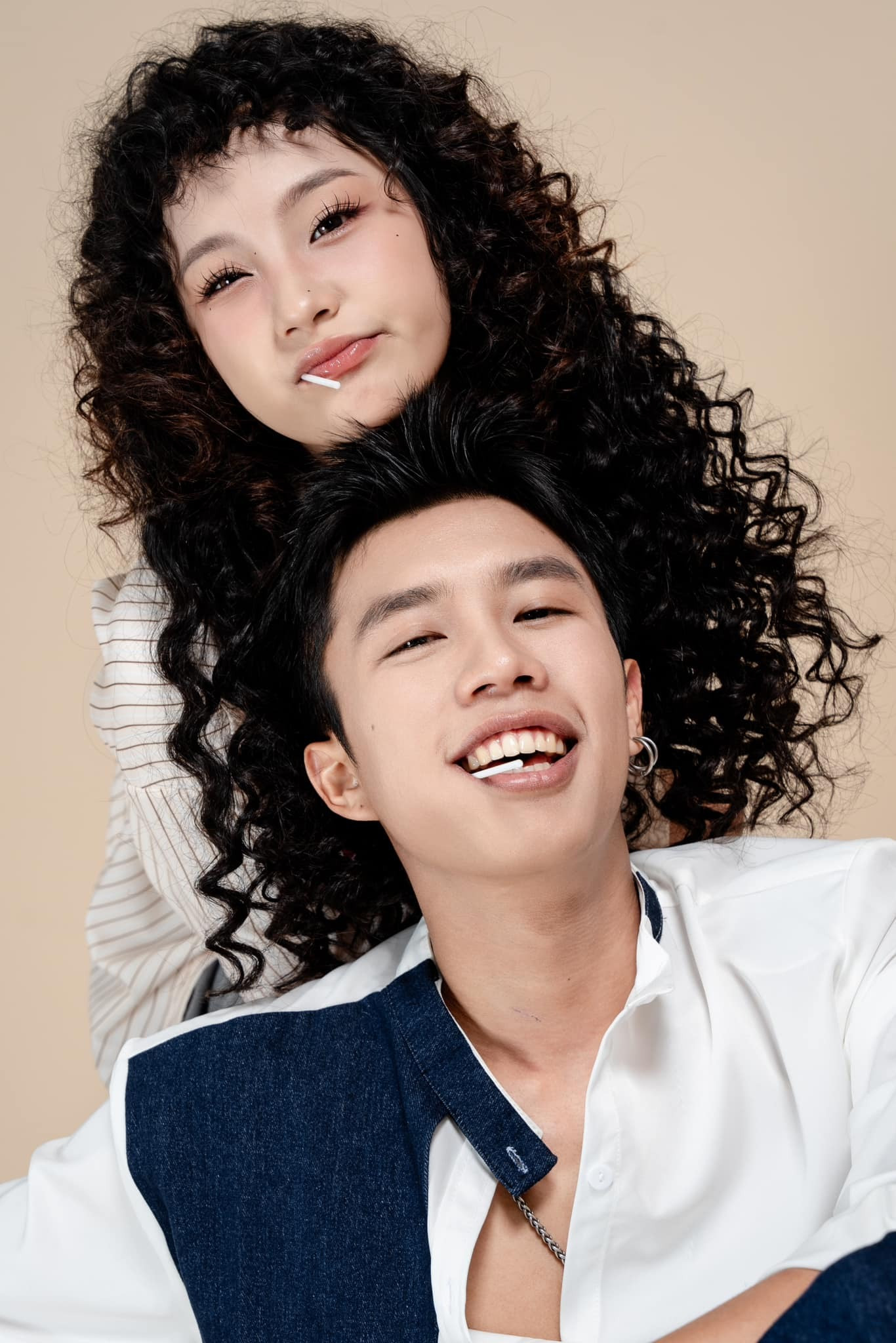 Sao Việt 8/9: Vân Dung thân thiết 'con dâu', Lam Trường trẻ trung ngỡ ngàng - 9