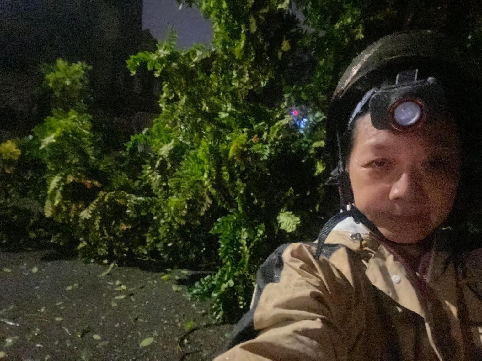 Sao Việt 9/9: Khánh Vân khoe ảnh bạn trai chụp, Minh Hằng bầm dập khi tập nhảy - 5