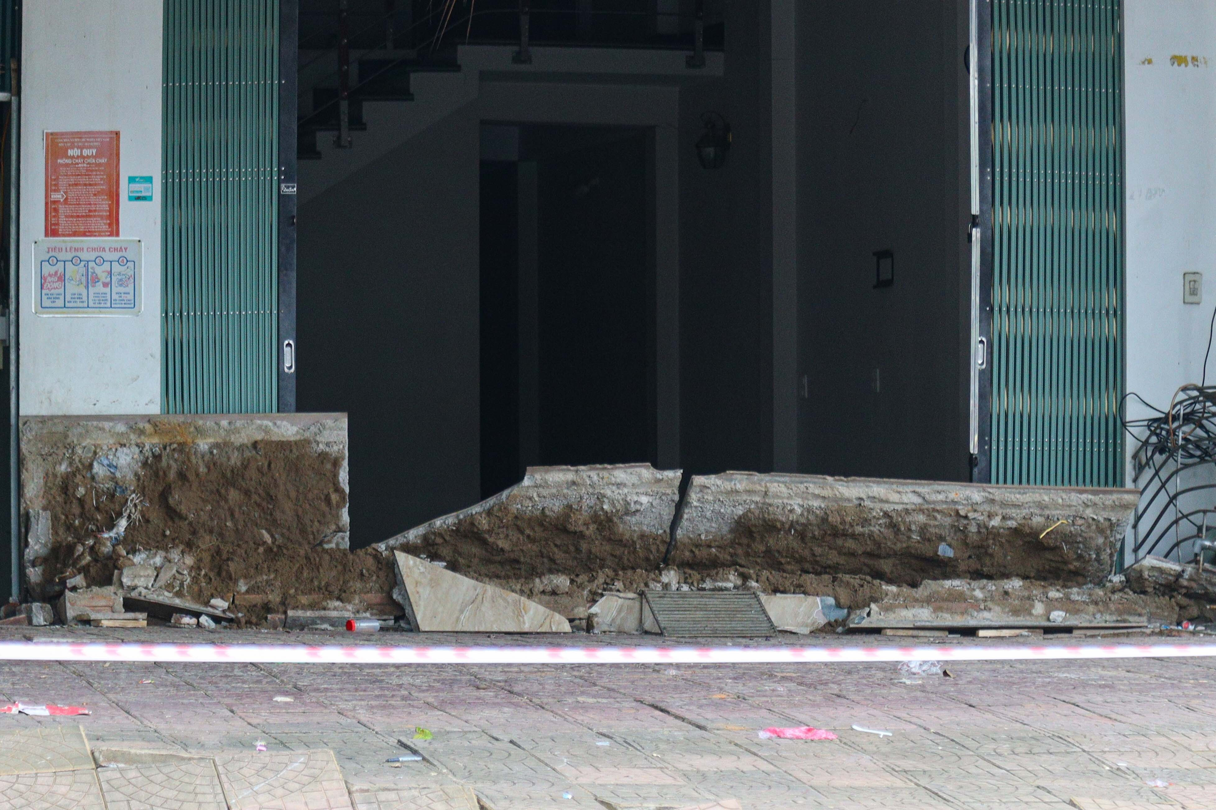 Hơn 50 ngôi nhà ở TP Lào Cai bị sụt lún, dân vừa sơ tán vừa lo nhà sập - 6