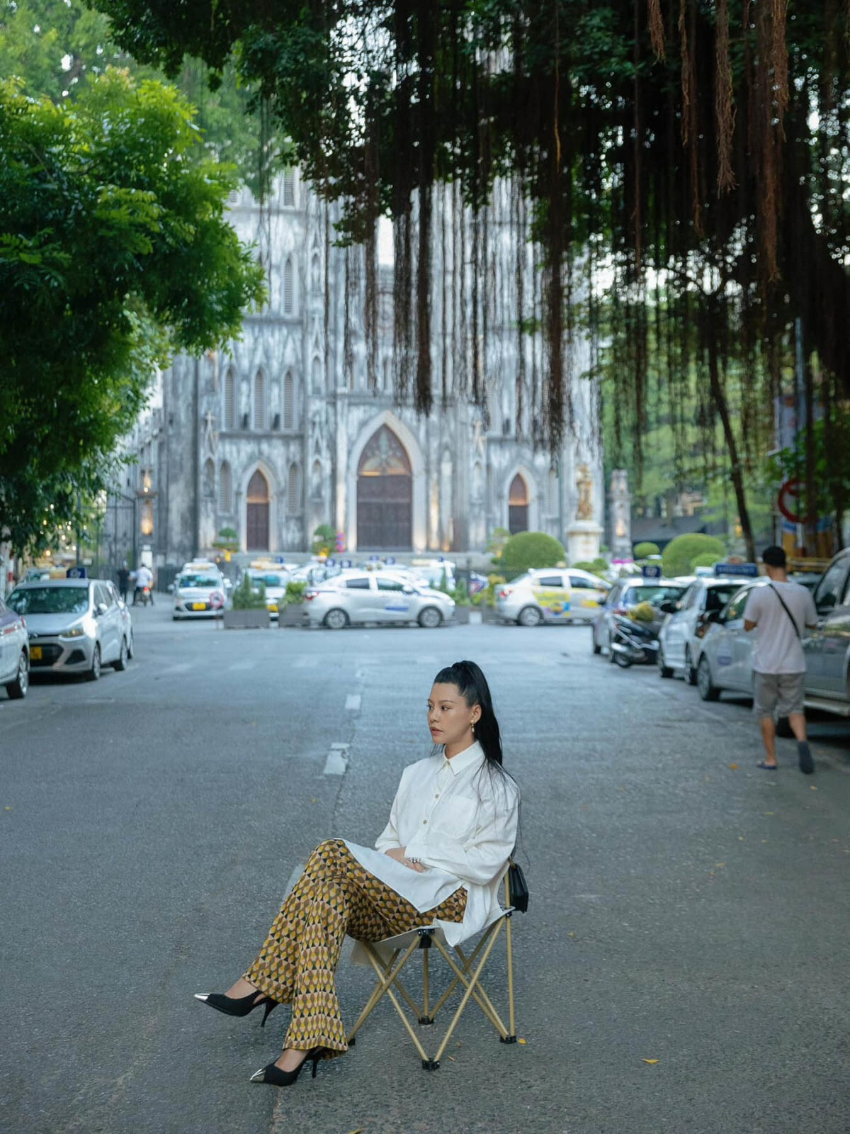 Sao Việt 11/9: Tự Long khen ngợi Soobin, Kiều Anh trực tiếp đi giúp dân vùng lũ - 7