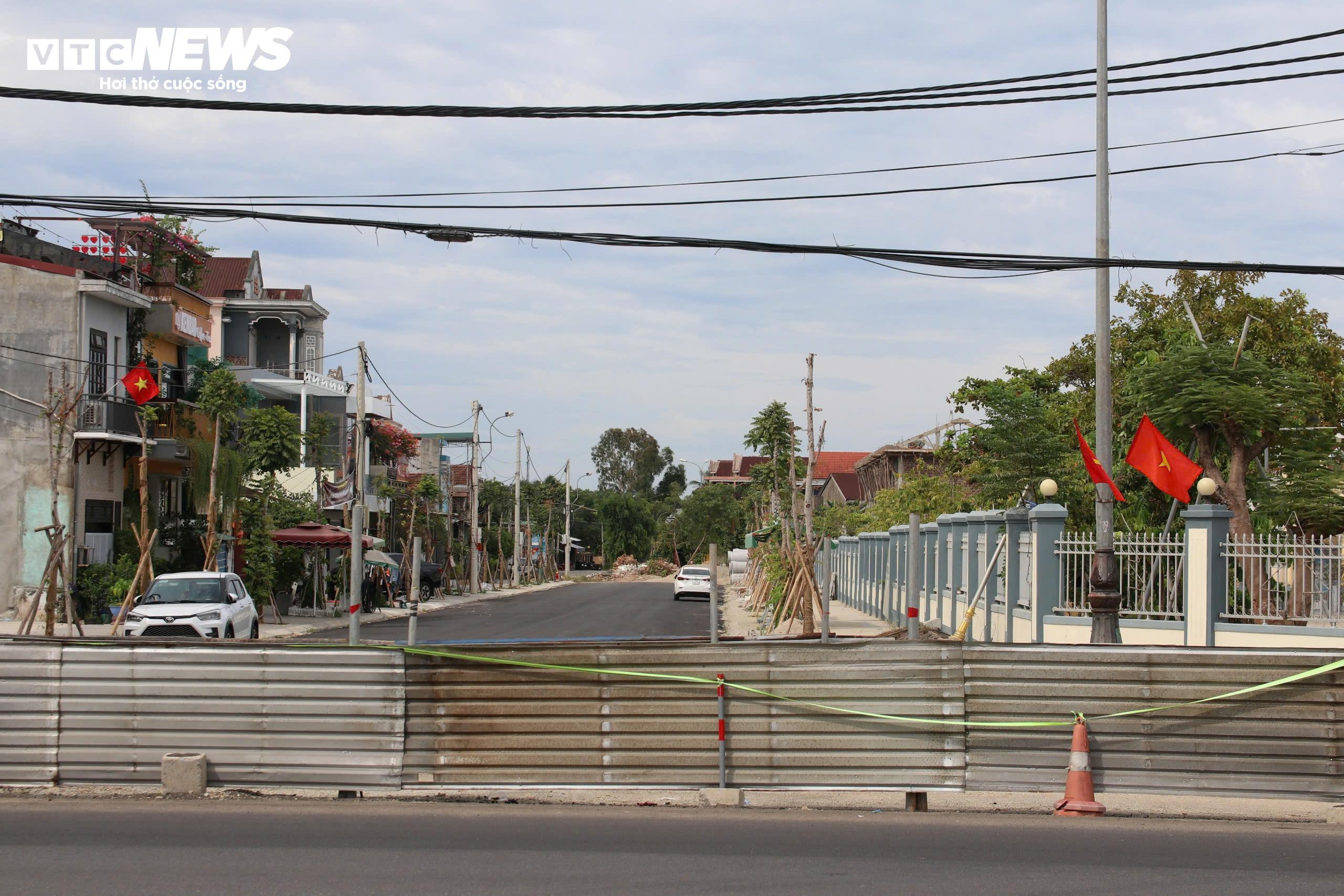 Vì sao những dự án đường chục tỷ ở Huế làm xong phải 'đắp chiếu'? - 3