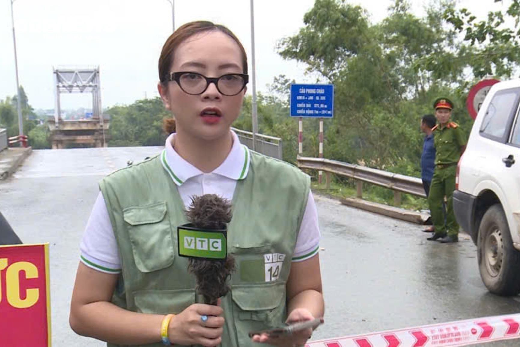 Những dấu ấn của phóng viên trong trận bão lũ lịch sử - 22