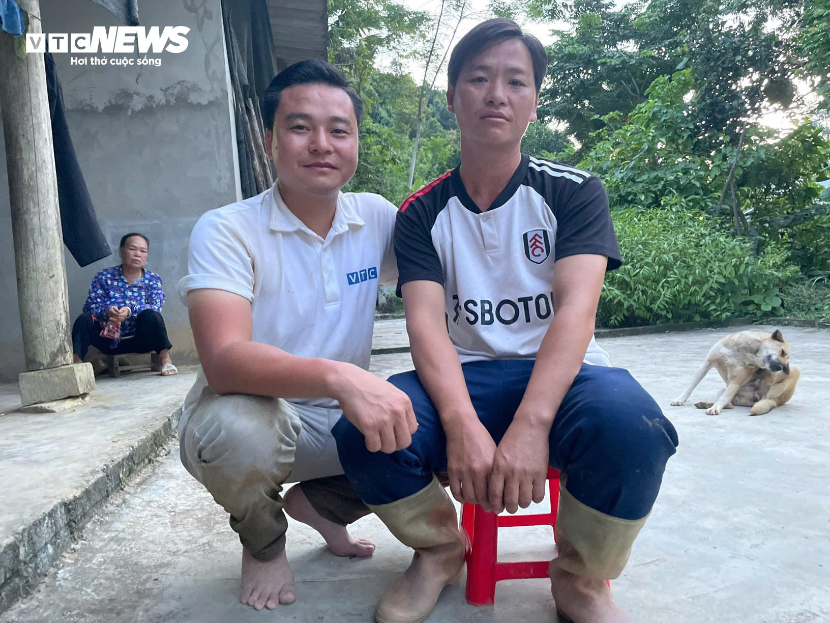 Những dấu ấn của phóng viên trong trận bão lũ lịch sử - 9