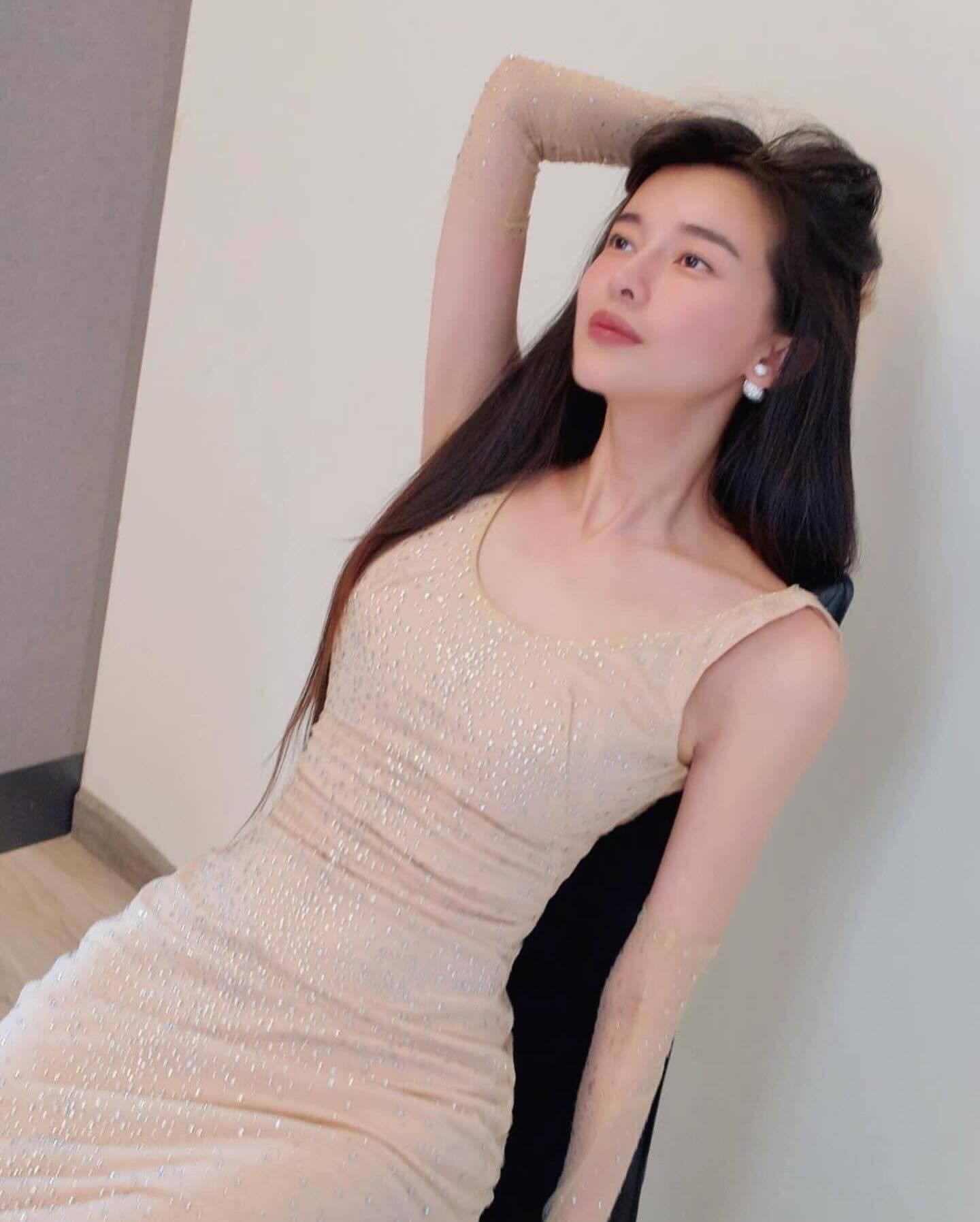 Sao Việt 20/9: Minh Hằng trẻ đẹp sau sinh, Thu Quỳnh hạnh phúc bên con gái - 9