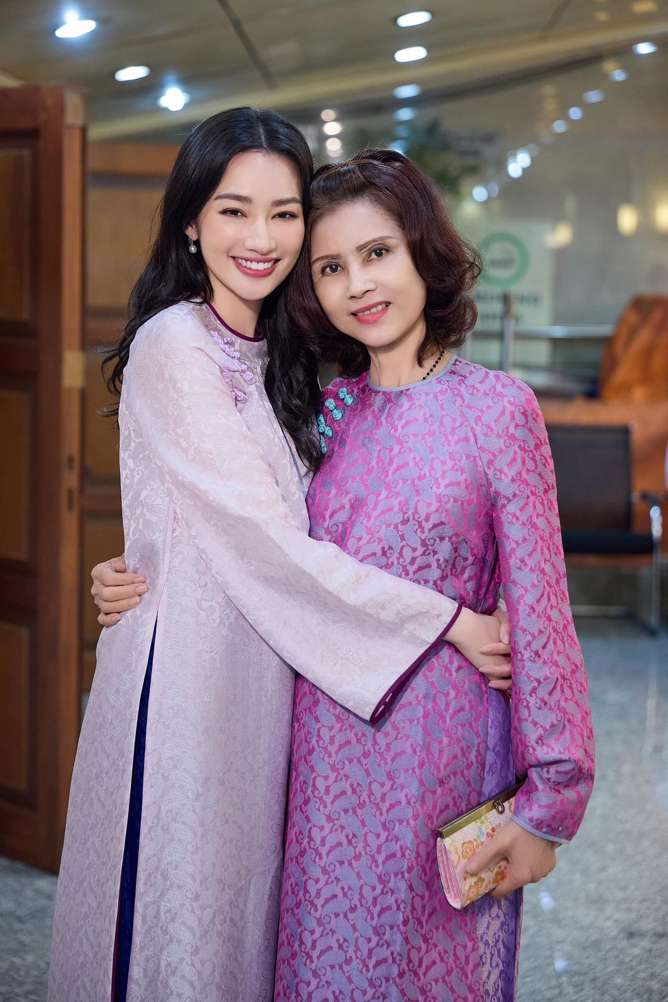 Sao Việt 21/9: Kasim Hoàng Vũ lộ diện gầy gò, Xuân Bắc già nua bất ngờ - 13