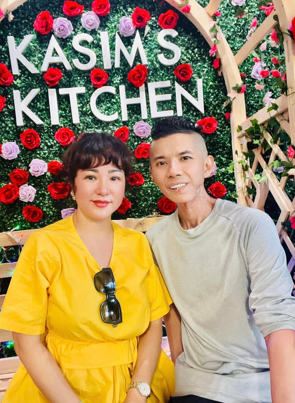 Sao Việt 21/9: Kasim Hoàng Vũ lộ diện gầy gò, Xuân Bắc già nua bất ngờ - 1