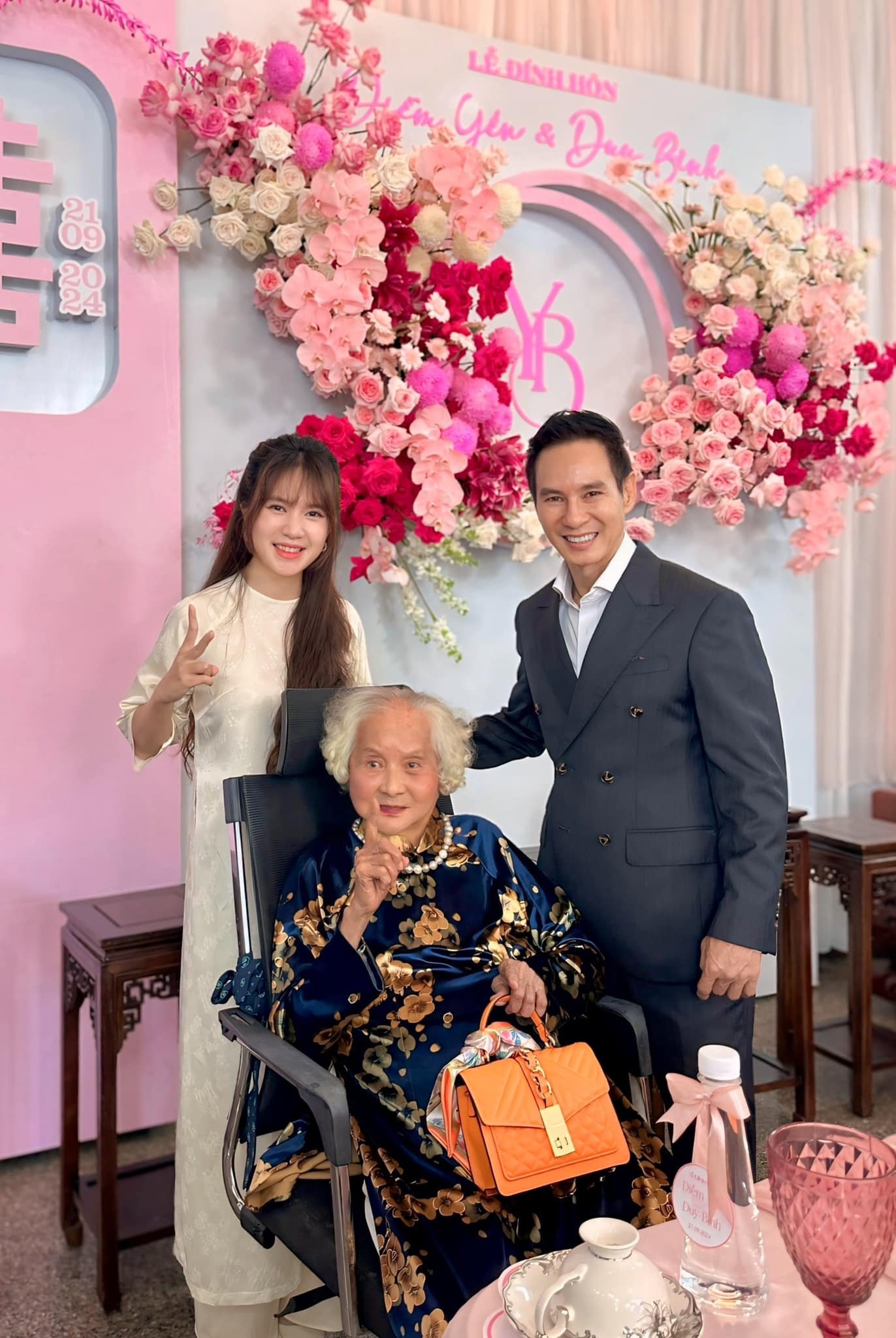 Sao Việt 22/9: Trường Giang và con gái diện đồ đôi, Duy Mạnh ôm Tuấn Hưng - 6