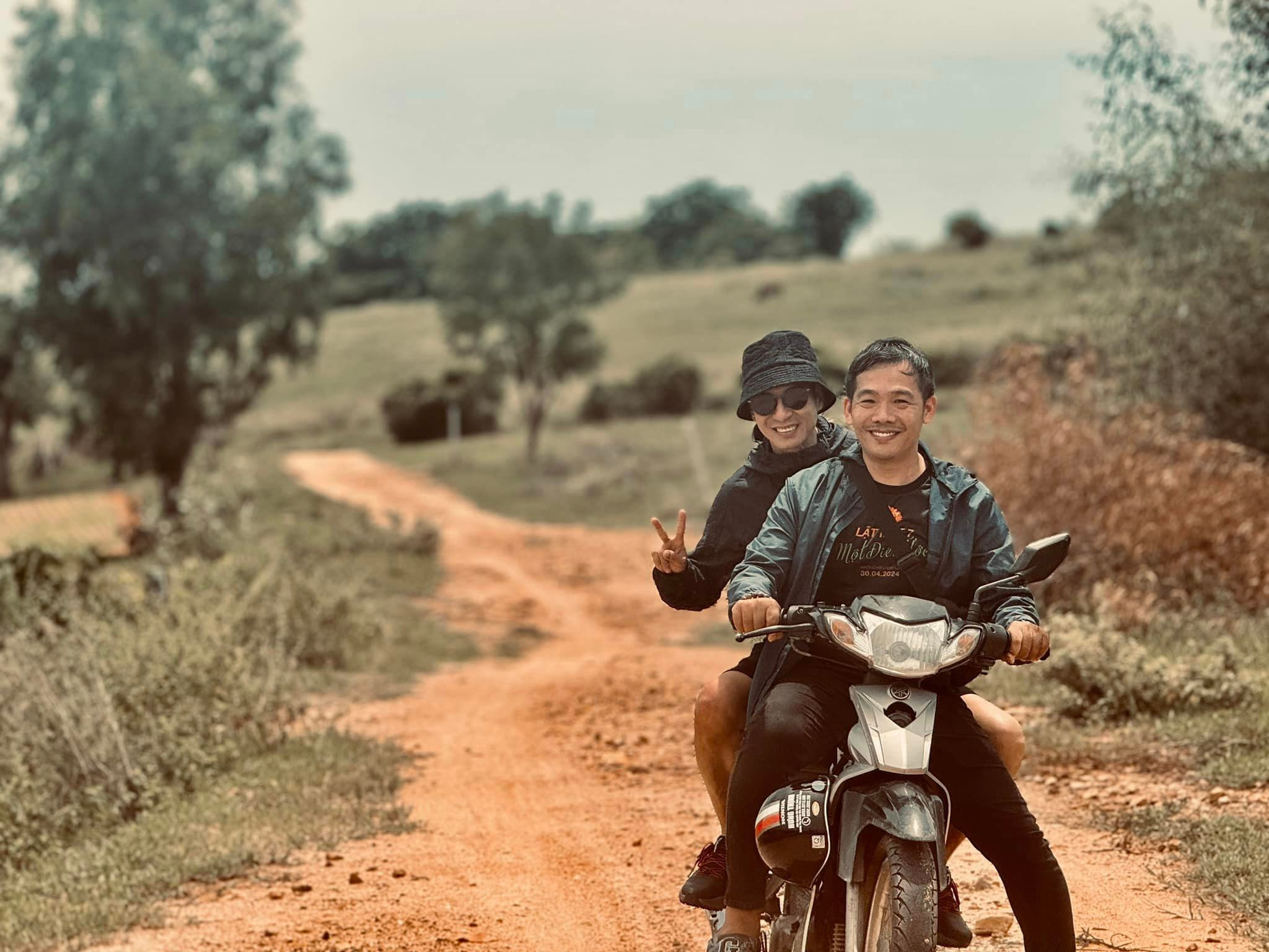 Sao Việt 25/9: Trấn Thành khoe đại gia đình, Lý Hải tìm địa điểm quay Lật mặt 8 - 3