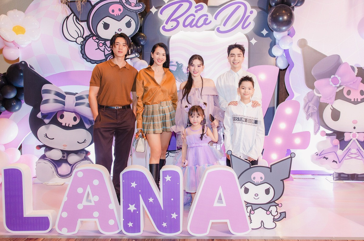 Sao Việt 25/9: Trấn Thành khoe đại gia đình, Lý Hải tìm địa điểm quay Lật mặt 8 - 13