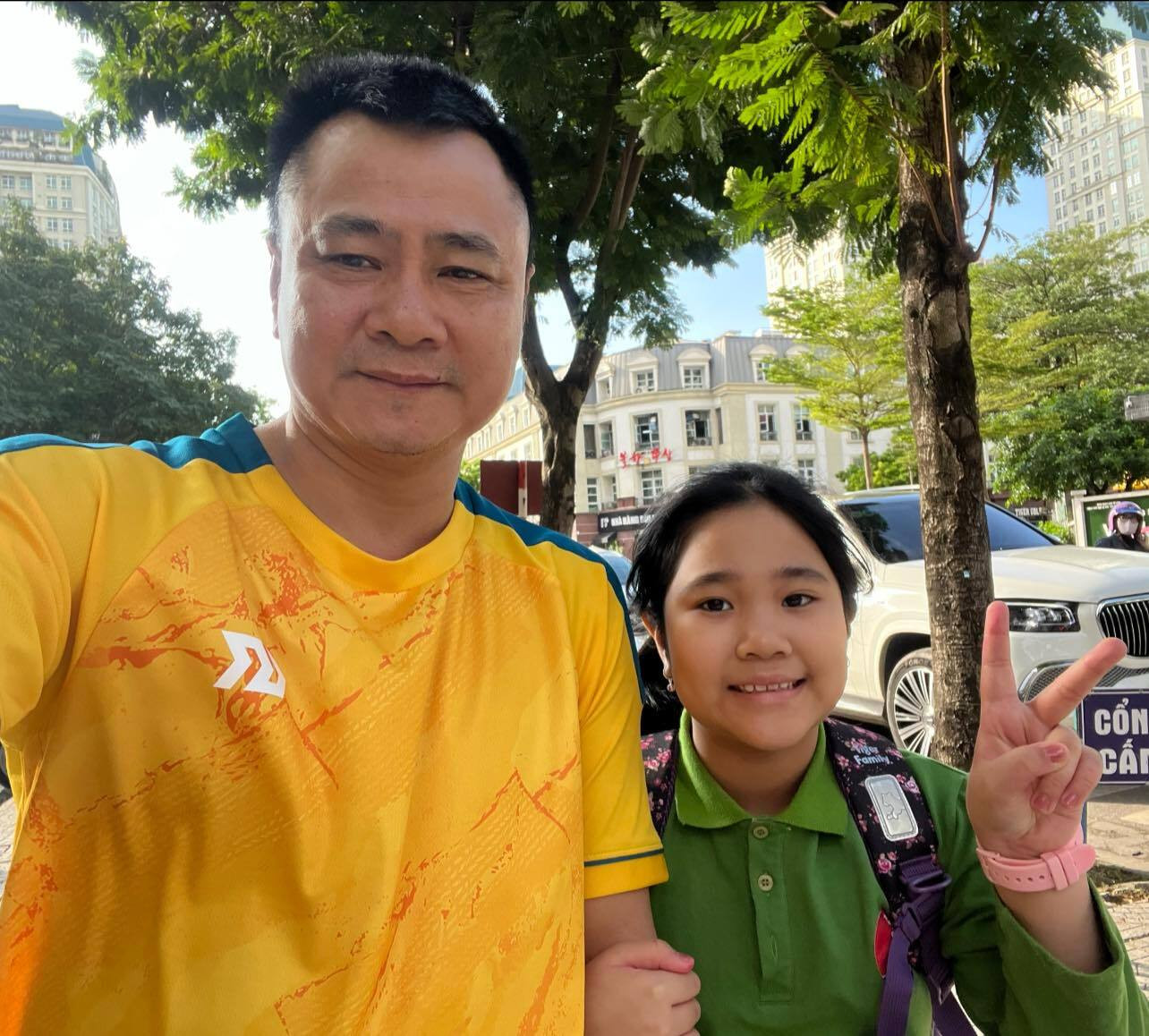 Sao Việt 3/10: Mai Phương Thúy trẻ trung với tóc ngắn, NSND Thu Quế đón tuổi mới - 7