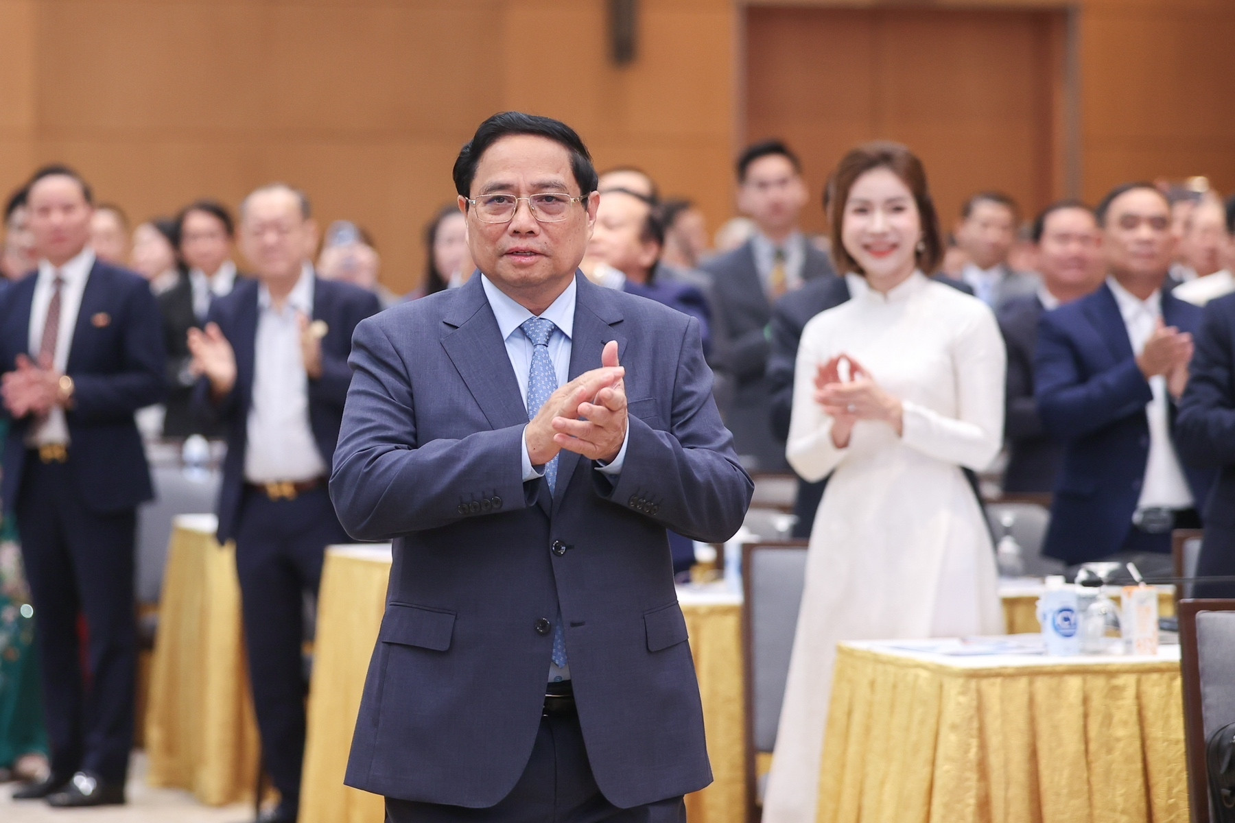 Thủ tướng: Phát huy vai trò của doanh nhân trong kỷ nguyên vươn mình của dân tộc - 1