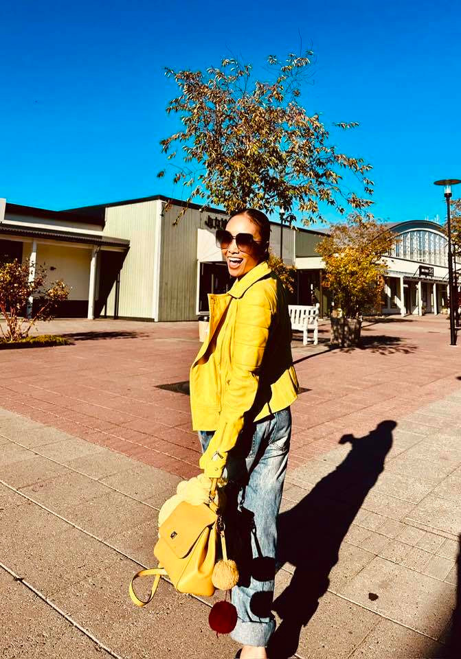 Sao Việt 10/10: Khánh Vân hé lộ ảnh cưới, Tăng Thanh Hà đẹp sang chảnh - 7