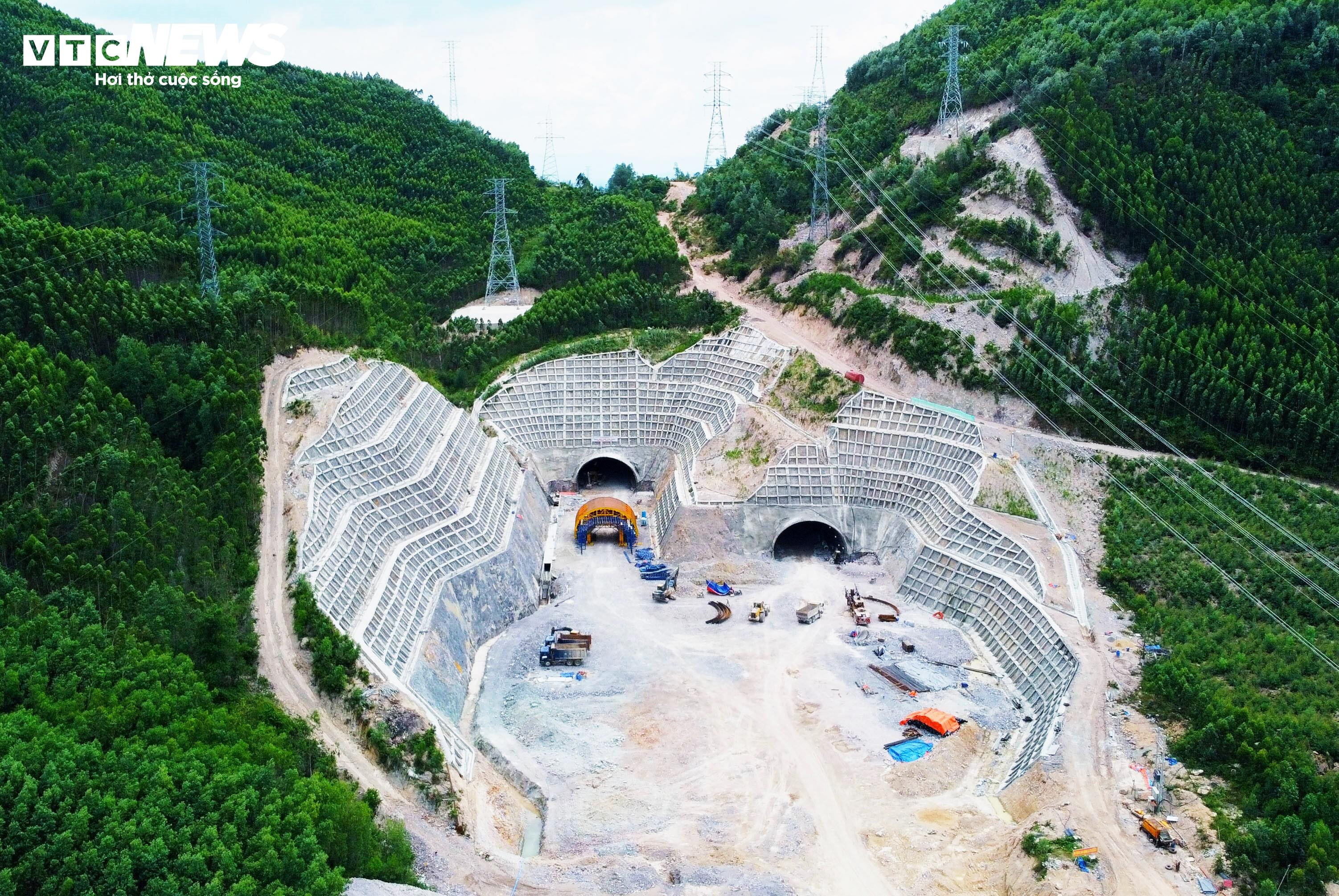 Hơn 99% cử tri ủng hộ thành lập thành phố An Nhơn - 7