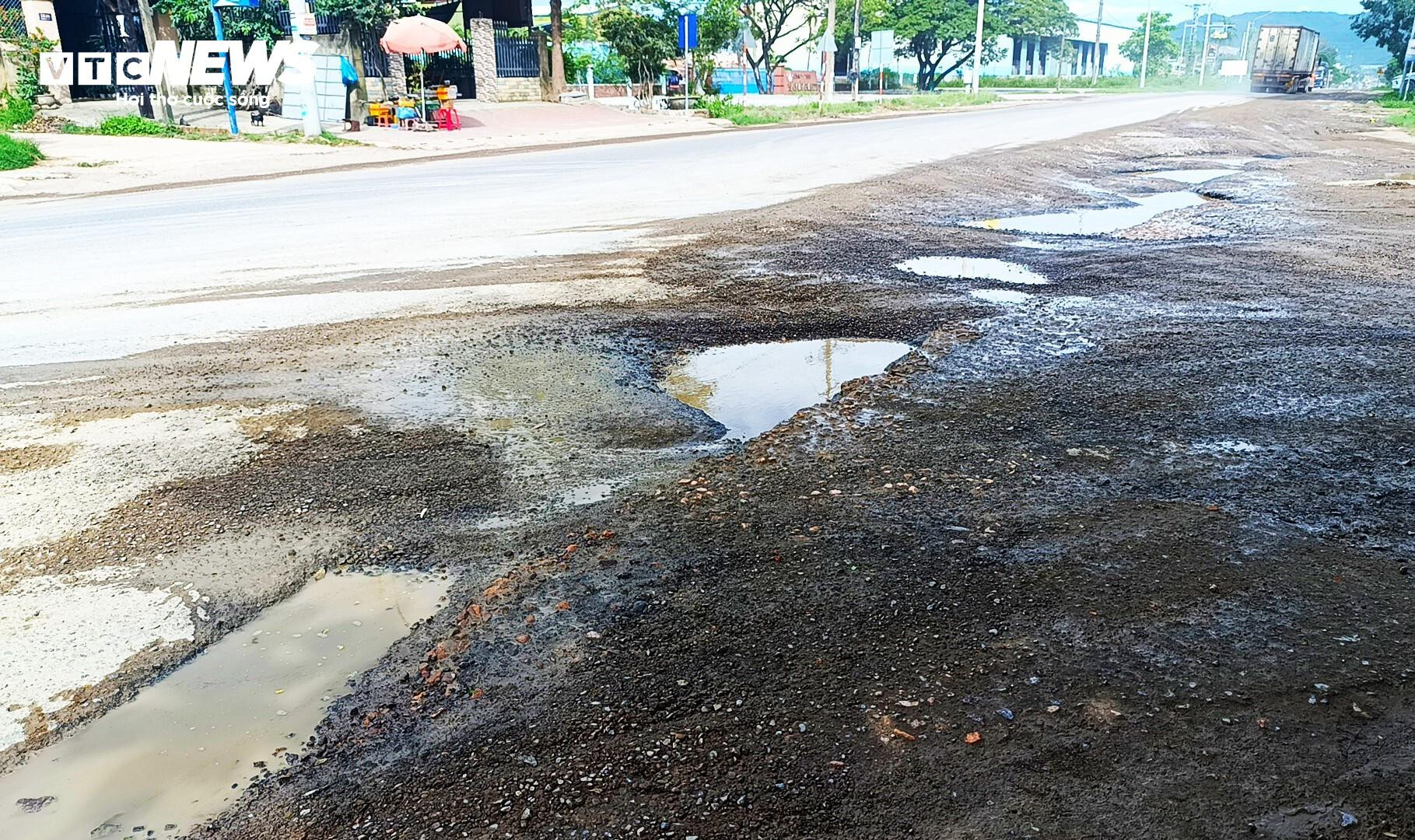 Ám ảnh kinh hoàng quốc lộ 19 qua Bình Định - 13