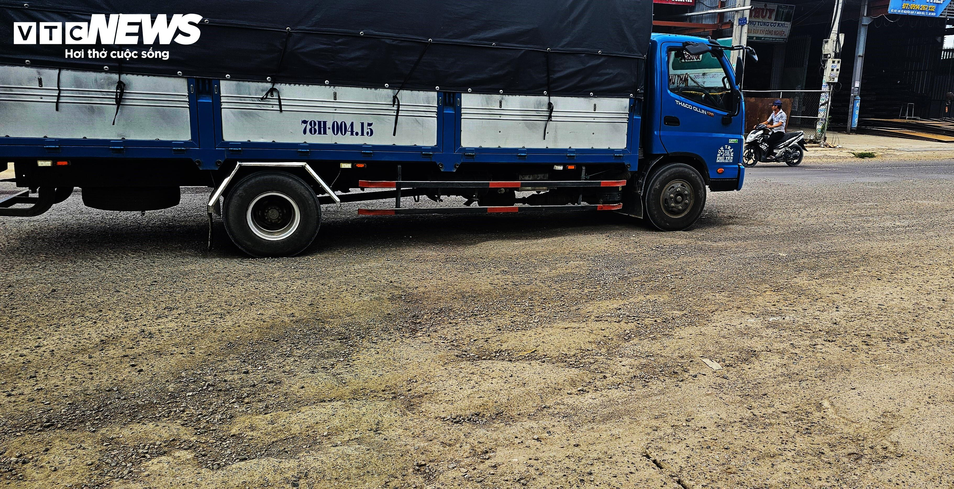 Ám ảnh kinh hoàng quốc lộ 19 qua Bình Định - 14